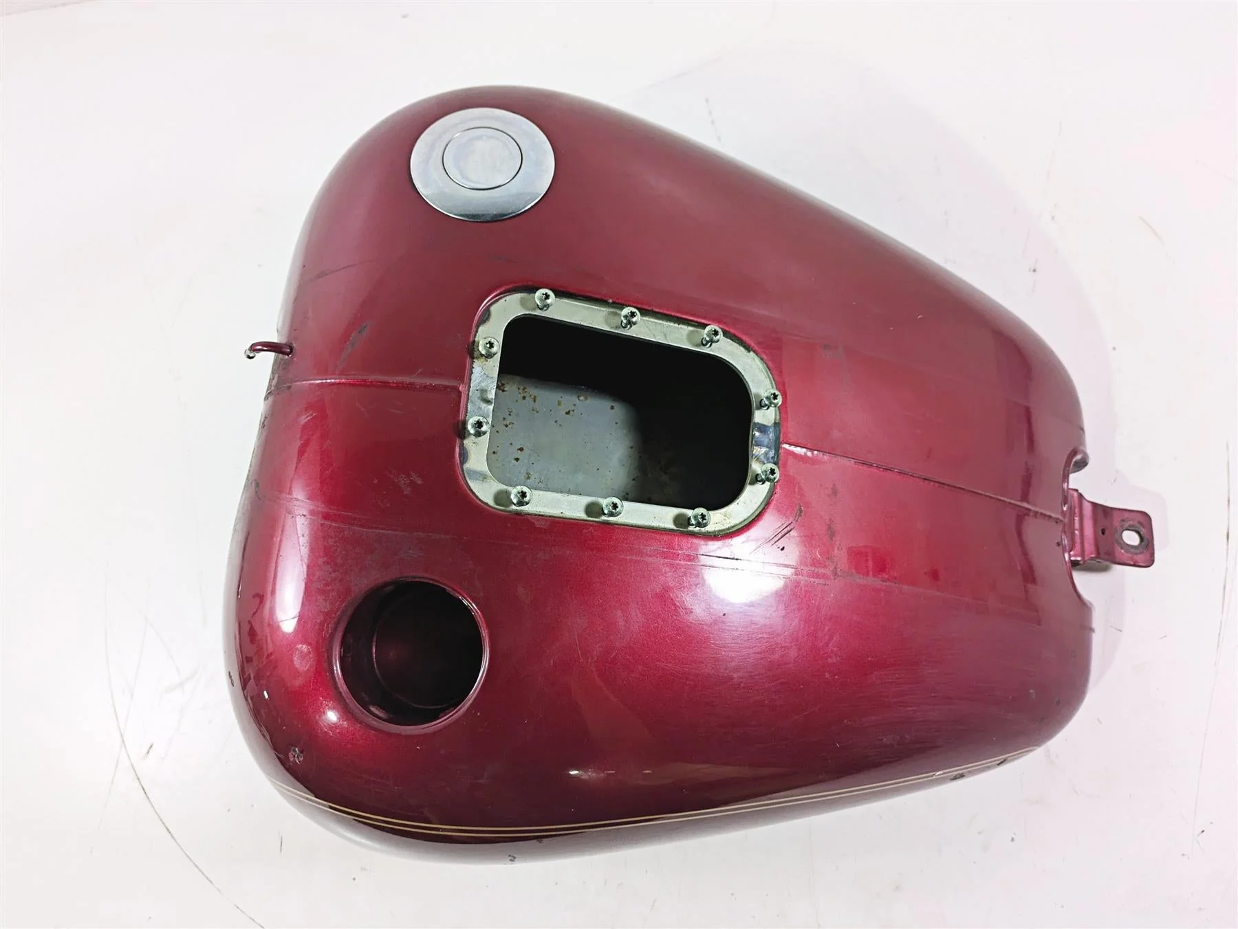 2004 Harley FLSTCI Softail Heritage Fuel Gas Petrol Tank - Small Dents 61625-01E - Image 5