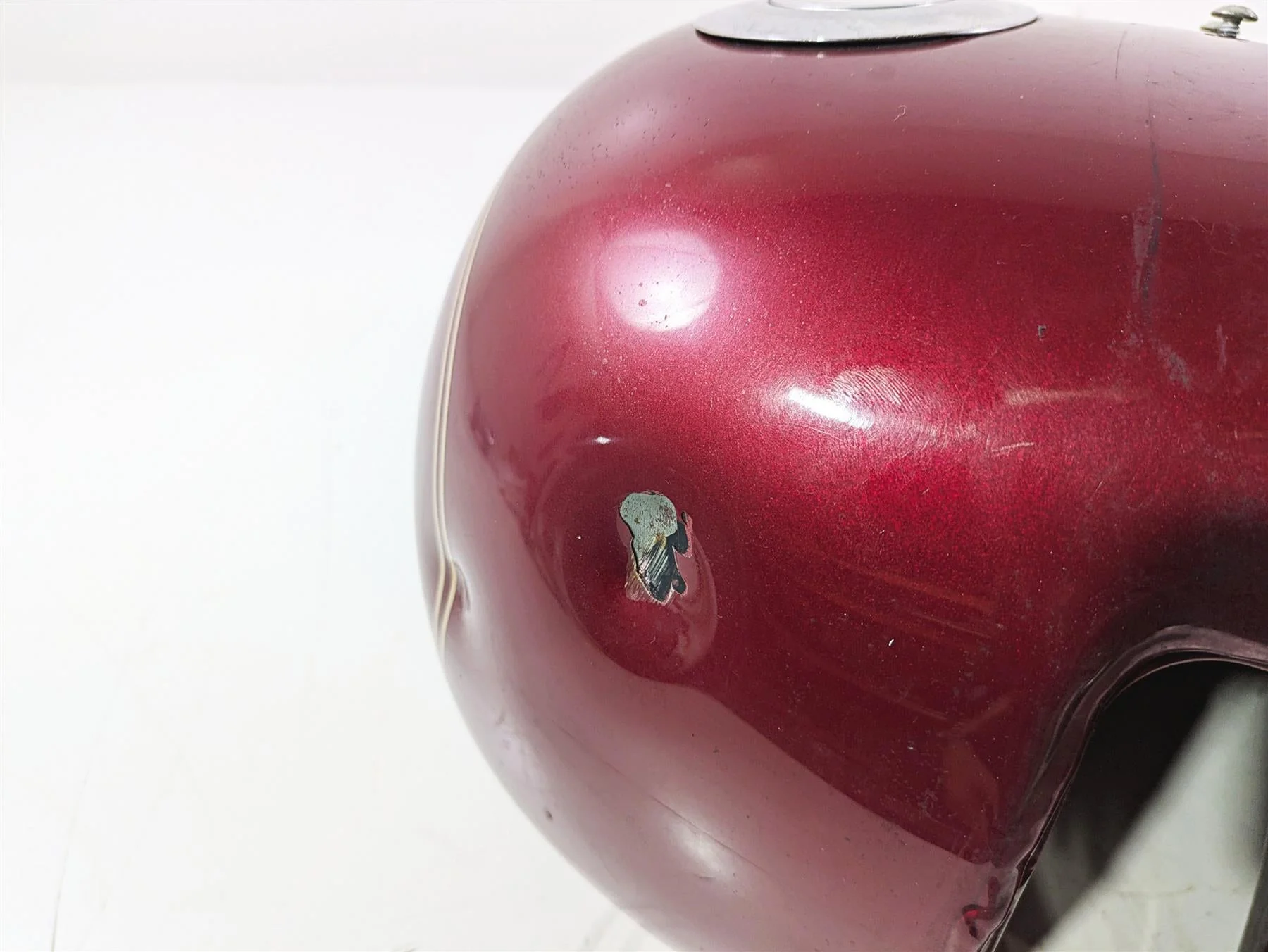 2004 Harley FLSTCI Softail Heritage Fuel Gas Petrol Tank - Small Dents 61625-01E - Image 9