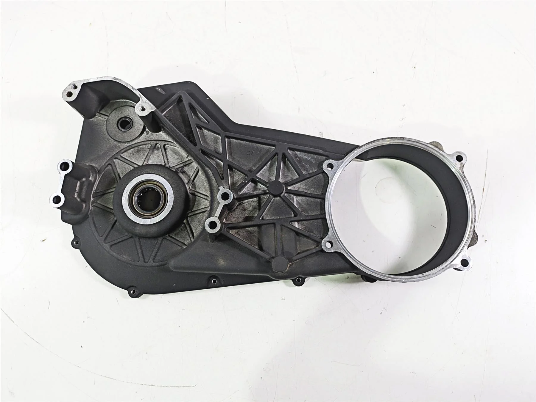 2004 Harley FLSTCI Softail Heritage Inner Primary Clutch Cover 60620-94B - Image 5