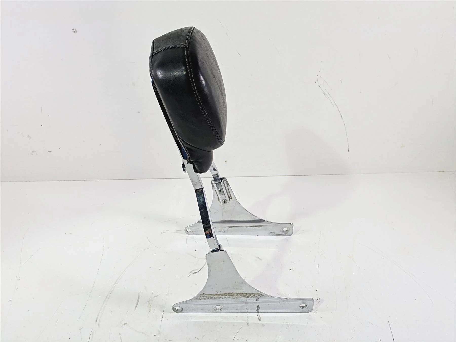 2004 Harley FLSTCI Softail Heritage Passenger Backrest Sissy Bar 52731-00 - Image 3