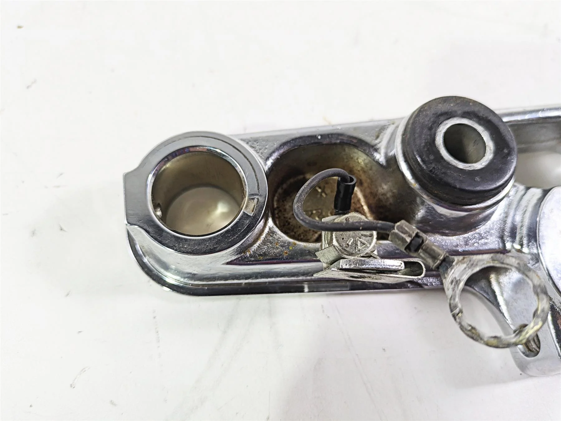 2004 Harley FLSTCI Softail Heritage Upper Chrome Triple Tree 45456-86B - Image 11