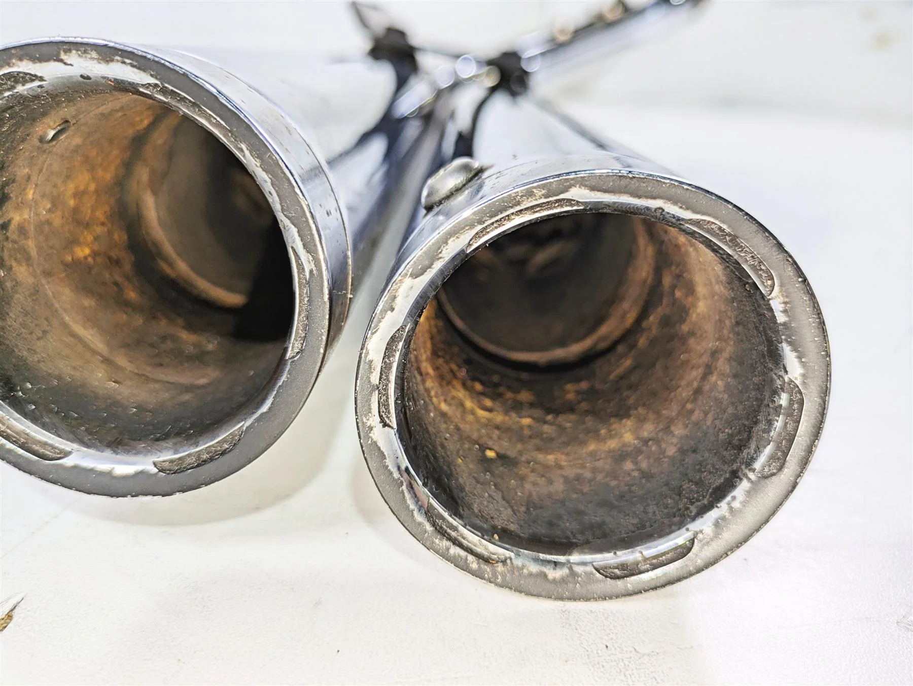 2004 Harley FLSTCI Softail Heritage Vance Hines Long Shots Exhaust System 17811 - Image 12