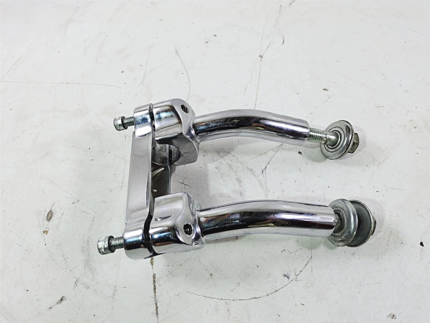 2004 Harley Softail FLSTF Fat Boy Handlebar Riser Holder Set 56567-86B - Image 3