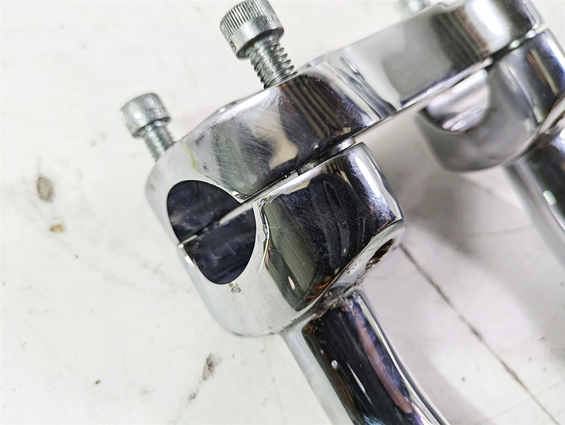 2004 Harley Softail FLSTF Fat Boy Handlebar Riser Holder Set 56567-86B - Image 9