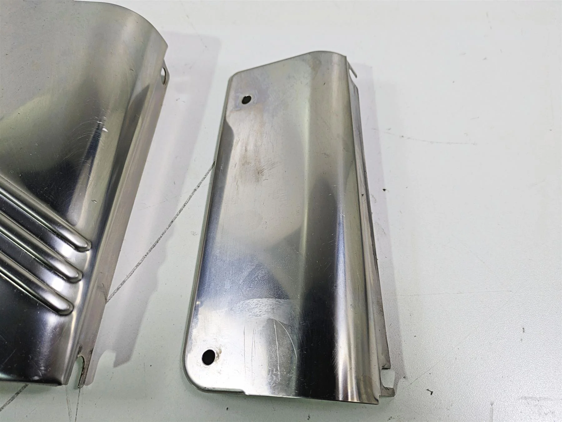 2004 Harley Softail FLSTF Fat Boy Headlight Fork Tube Cover Set 67808-86 - Image 4