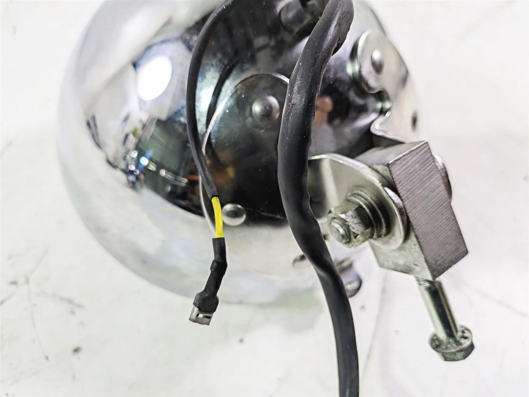 2004 Harley Softail FLSTF Fat Boy Headlight Iron Cross Skull + Visor 67903-00 - Image 10