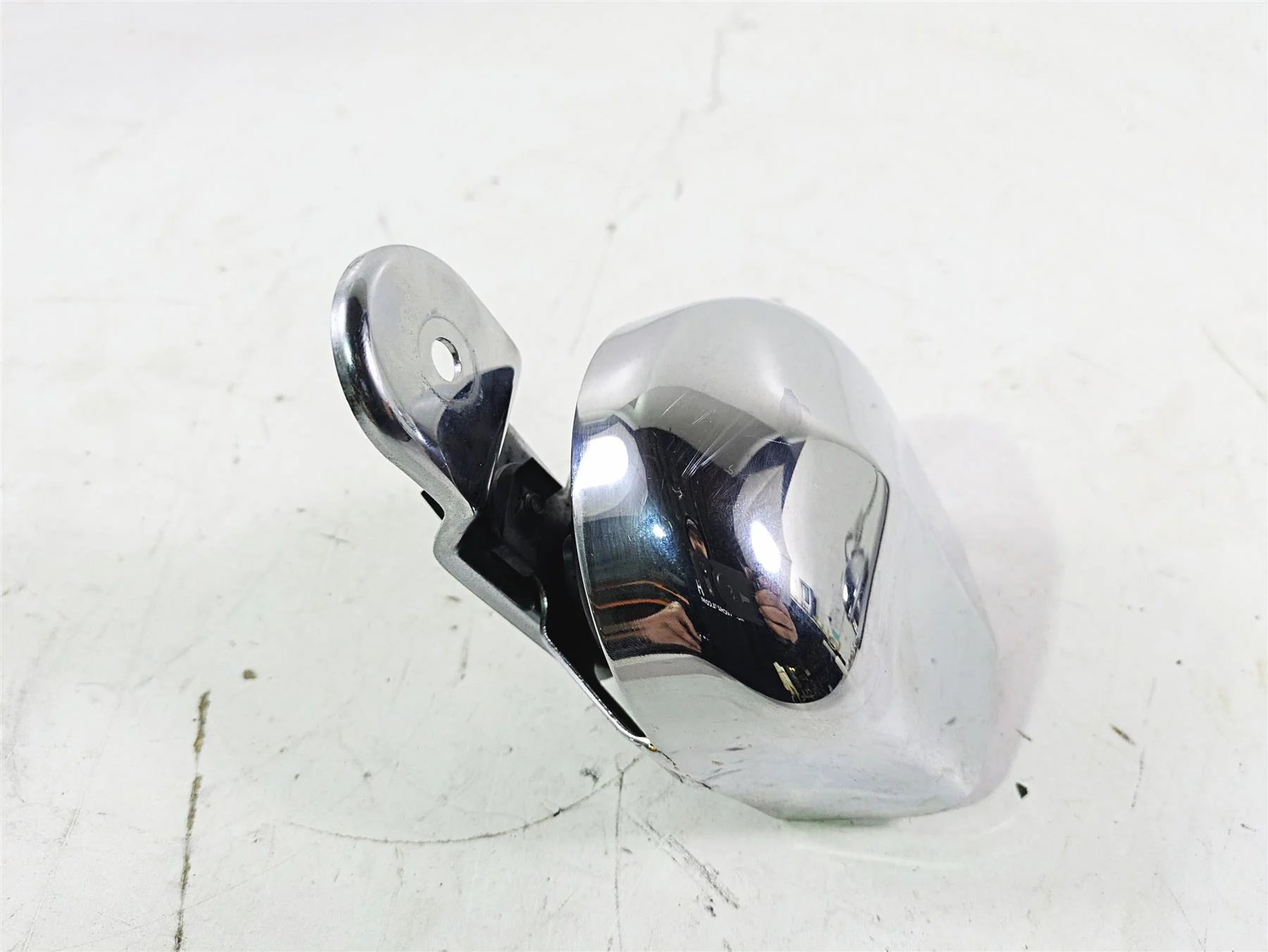 2004 Harley Softail FLSTF Fat Boy Horn & Cover 61300478A - Image 4