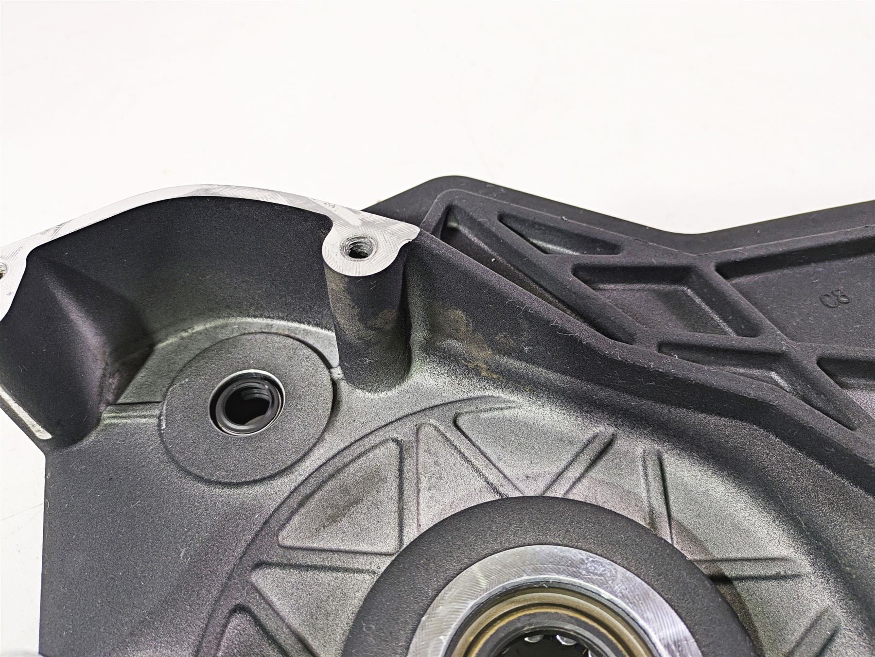 2004 Harley Softail FLSTF Fat Boy Inner Primary Drive Clutch Cover 60620-94B - Image 10