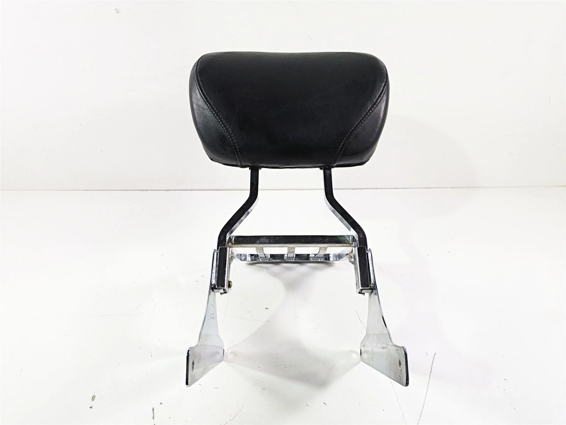 2004 Harley Softail FLSTF Fat Boy Passenger Sissybar Backrest 6 Pack Rack - Image 3