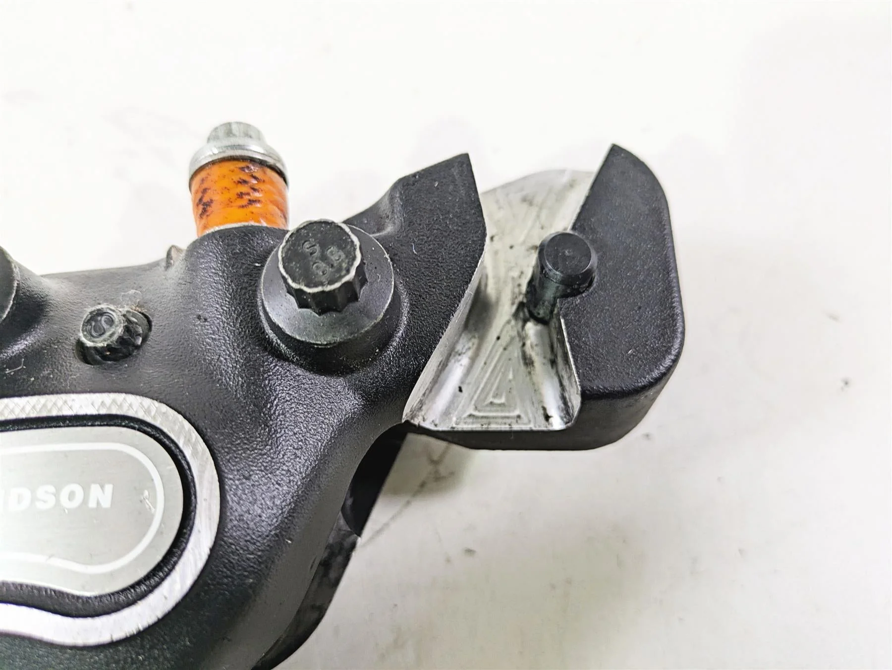 2004 Harley Softail FLSTF Fat Boy Rear Brake Caliper 44016-00D - Image 6