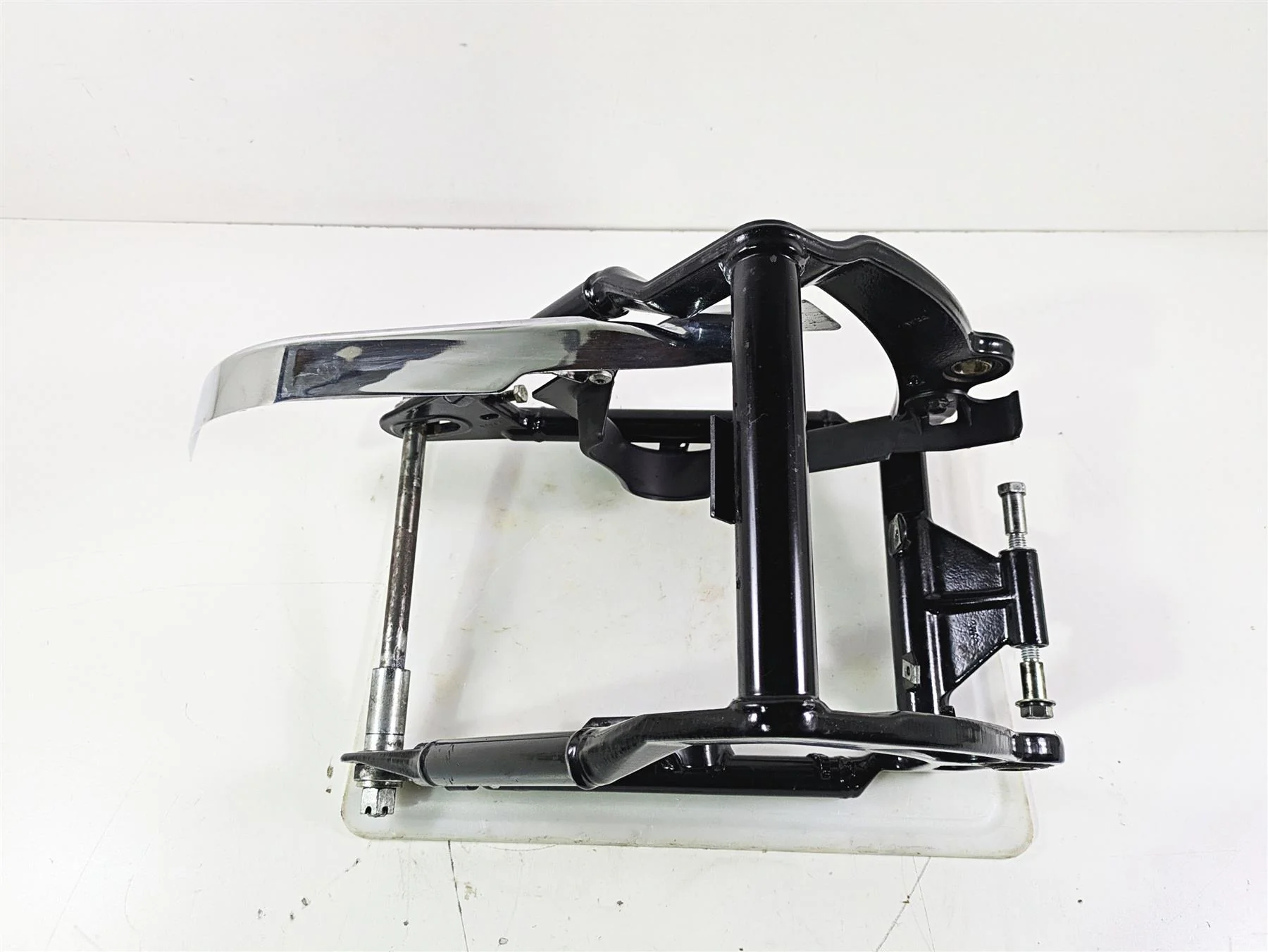 2004 Harley Softail FLSTF Fat Boy Rear Swingarm & Belt Covers 47573-00A - Image 5