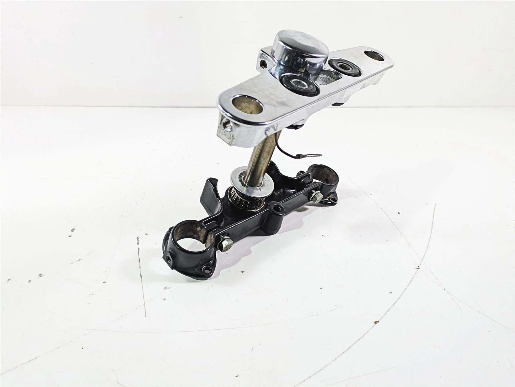2004 Harley Softail FLSTF Fat Boy Upper & Lower Triple Tree 45456-86B 45605-00A - Image 12