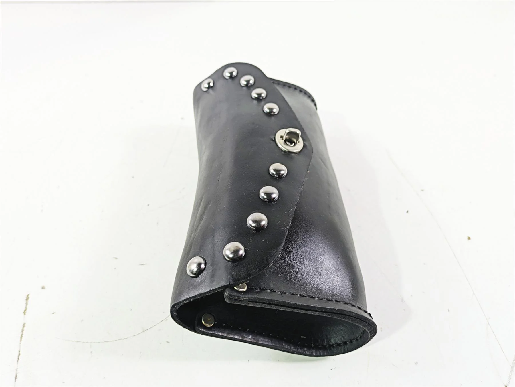 2004 Harley Softail FLSTF Fat Boy Windshield Leather Bag - Image 2