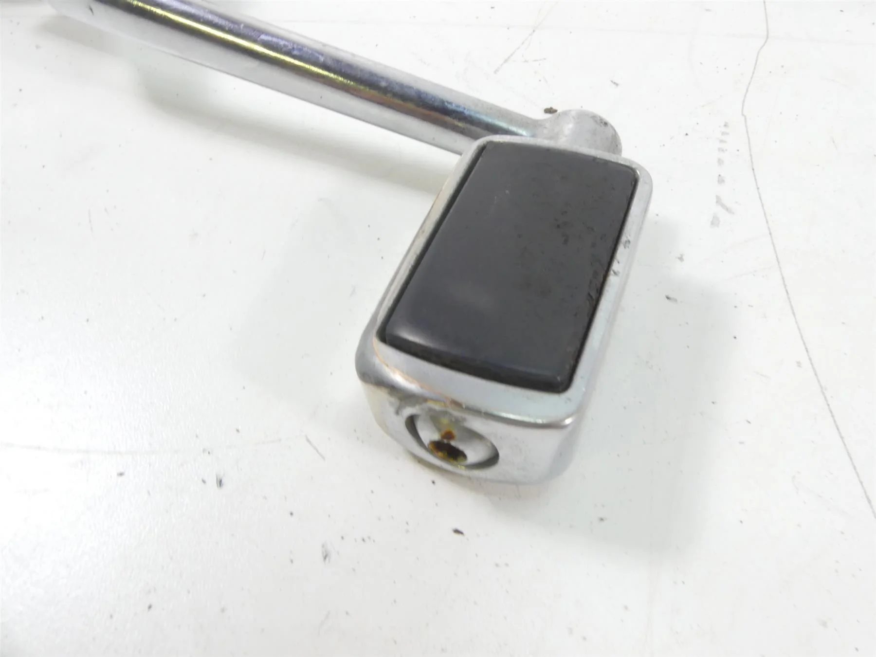 2004 Harley Softail FLSTFI Fat Boy Front Left Shifter Shift Lever Set 34689-04 - Image 8