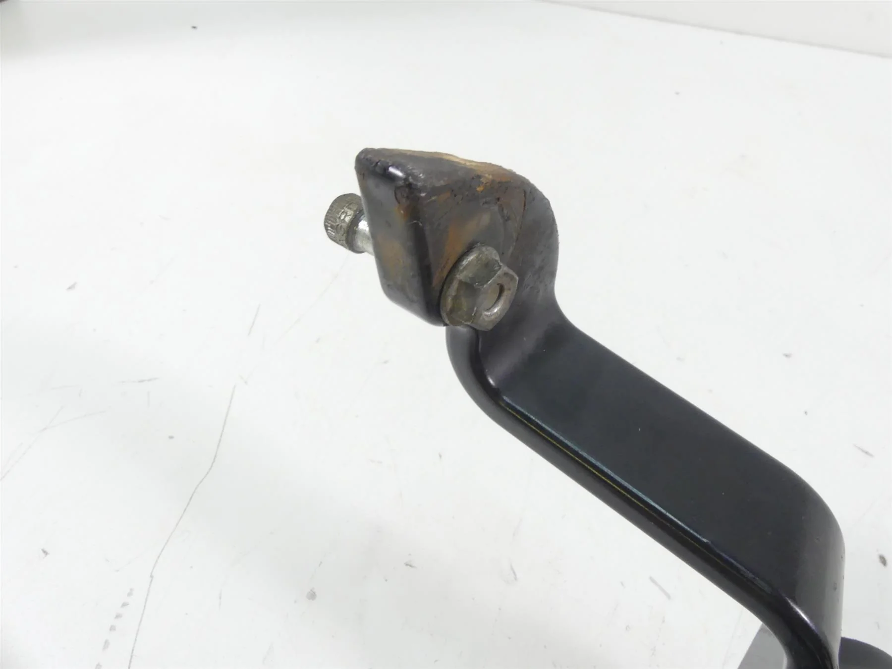 2004 Harley Softail FLSTFI Fat Boy Gear Shifter Shift Lever Bracket 33630-00A - Image 8