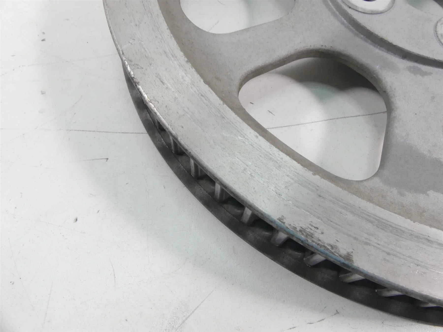 2004 Harley Softail FLSTFI Fat Boy Rear Belt Pulley Drive Sprocket 70T 40306-00 - Image 12