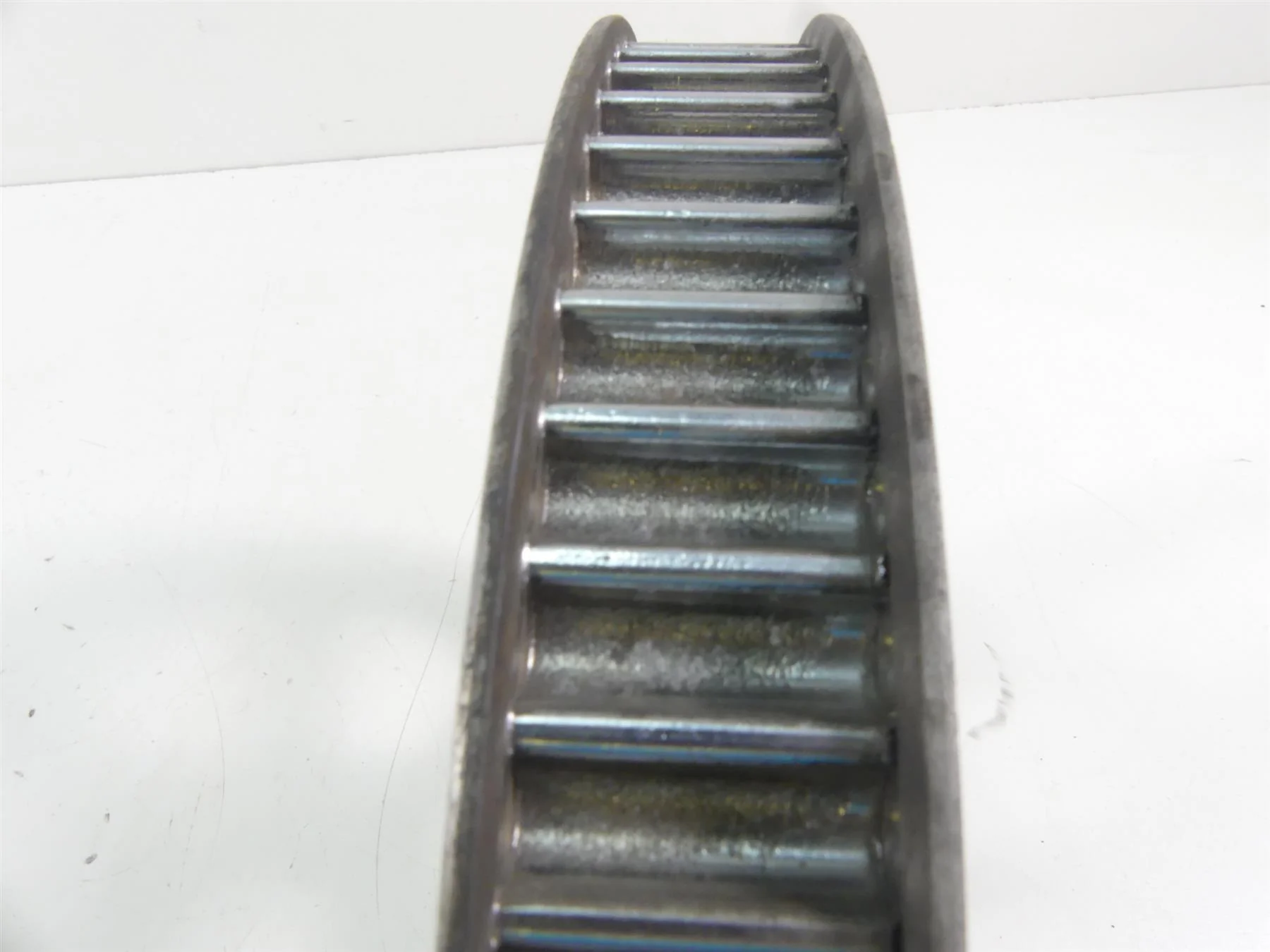 2004 Harley Softail FLSTFI Fat Boy Rear Belt Pulley Drive Sprocket 70T 40306-00 - Image 3