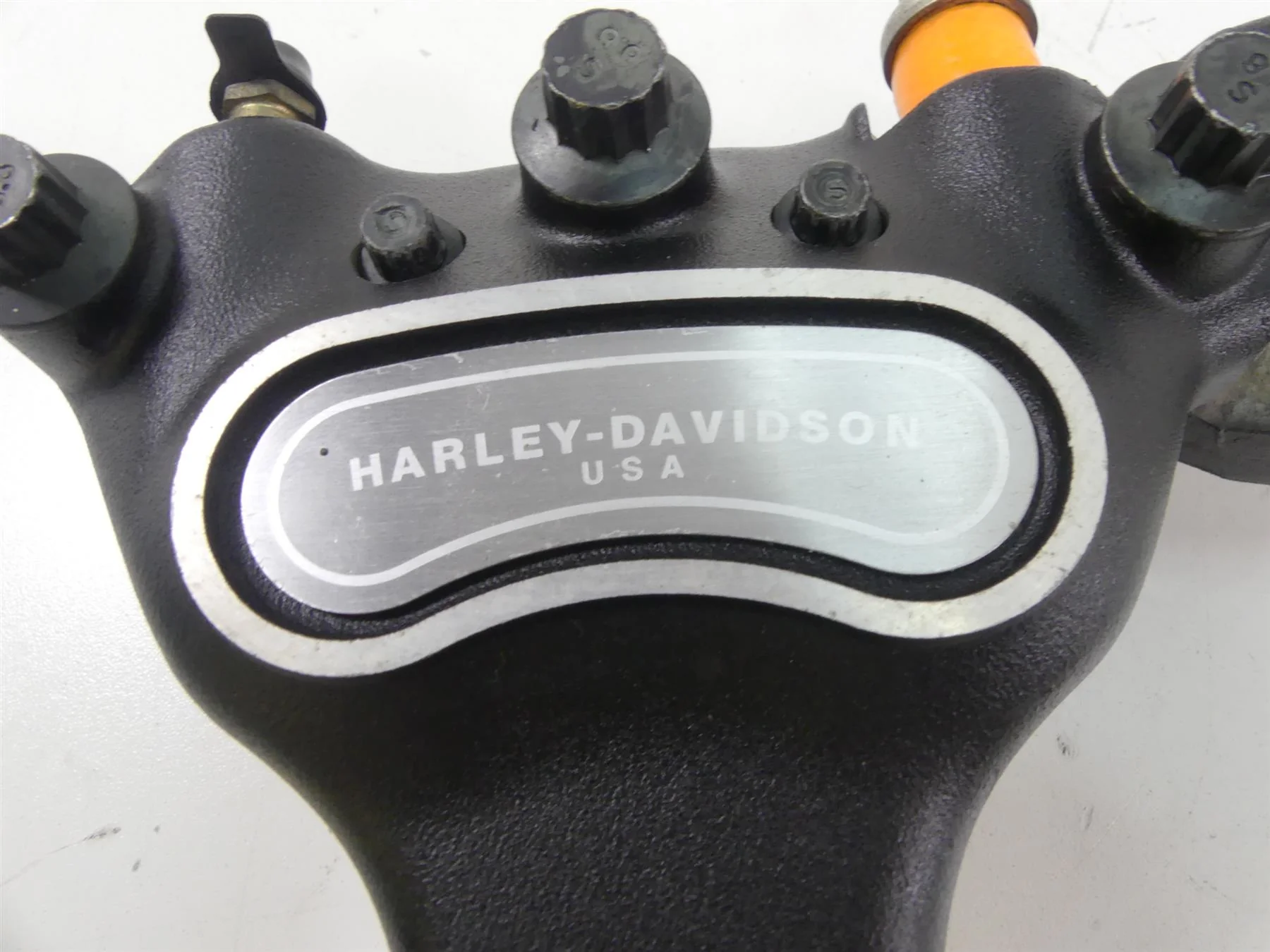 2004 Harley Softail FLSTFI Fat Boy Rear Brake Caliper 44016-00D - Image 7