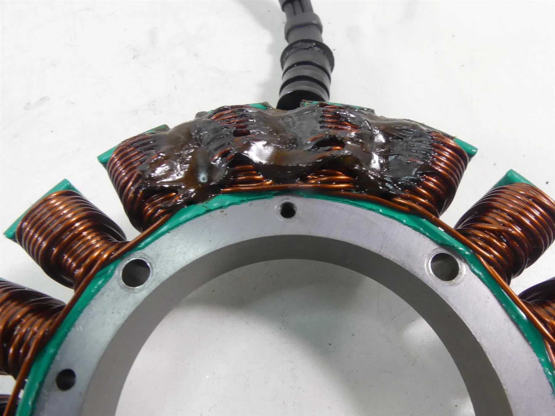2004 Harley Softail FLSTFI Fat Boy Stator Alternator Generator Magneto 30017-01B - Image 3