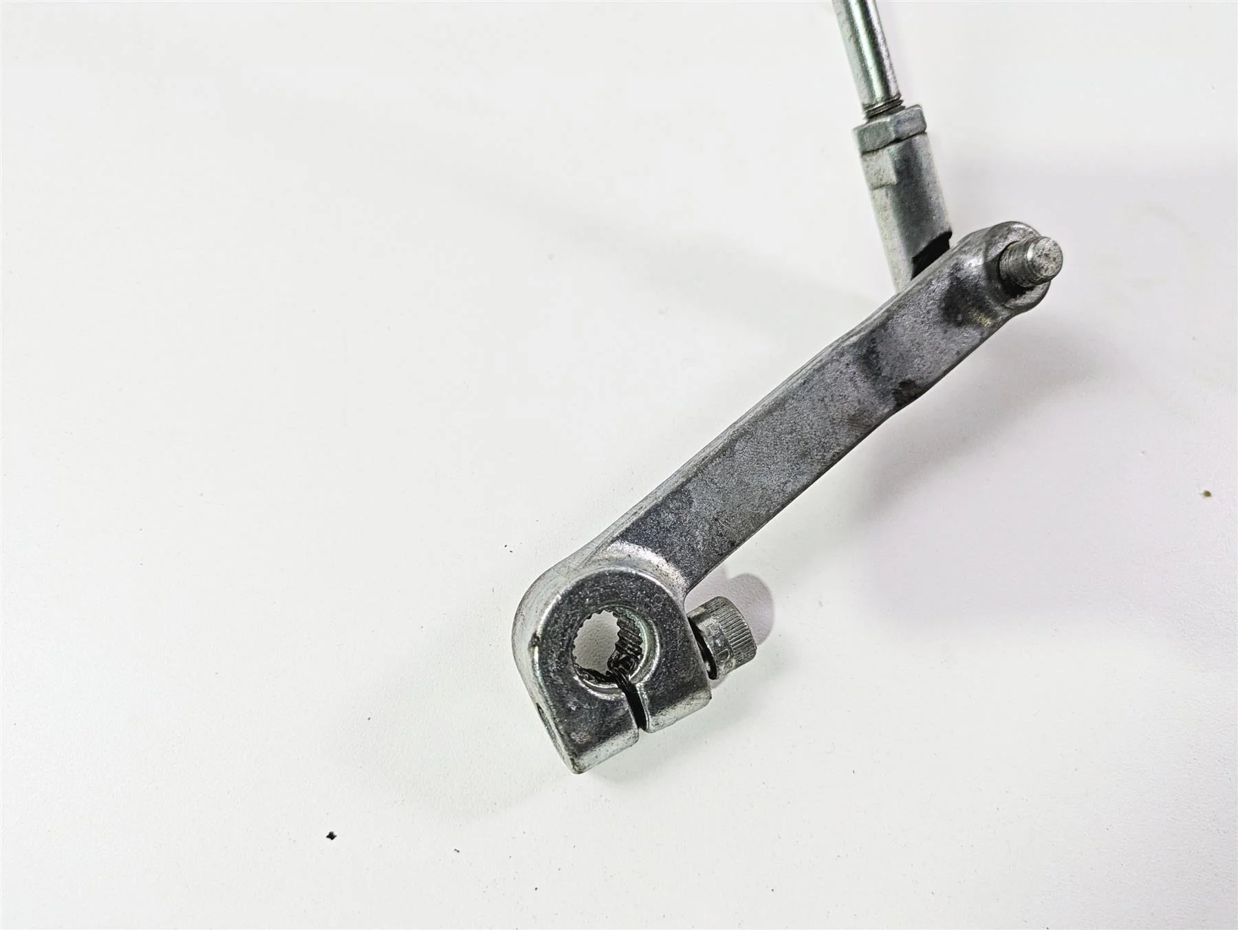 2004 Harley Softail FXSTDI Deuce Front Forward Foot Control Peg 33683-00 42507-00 - Image 6