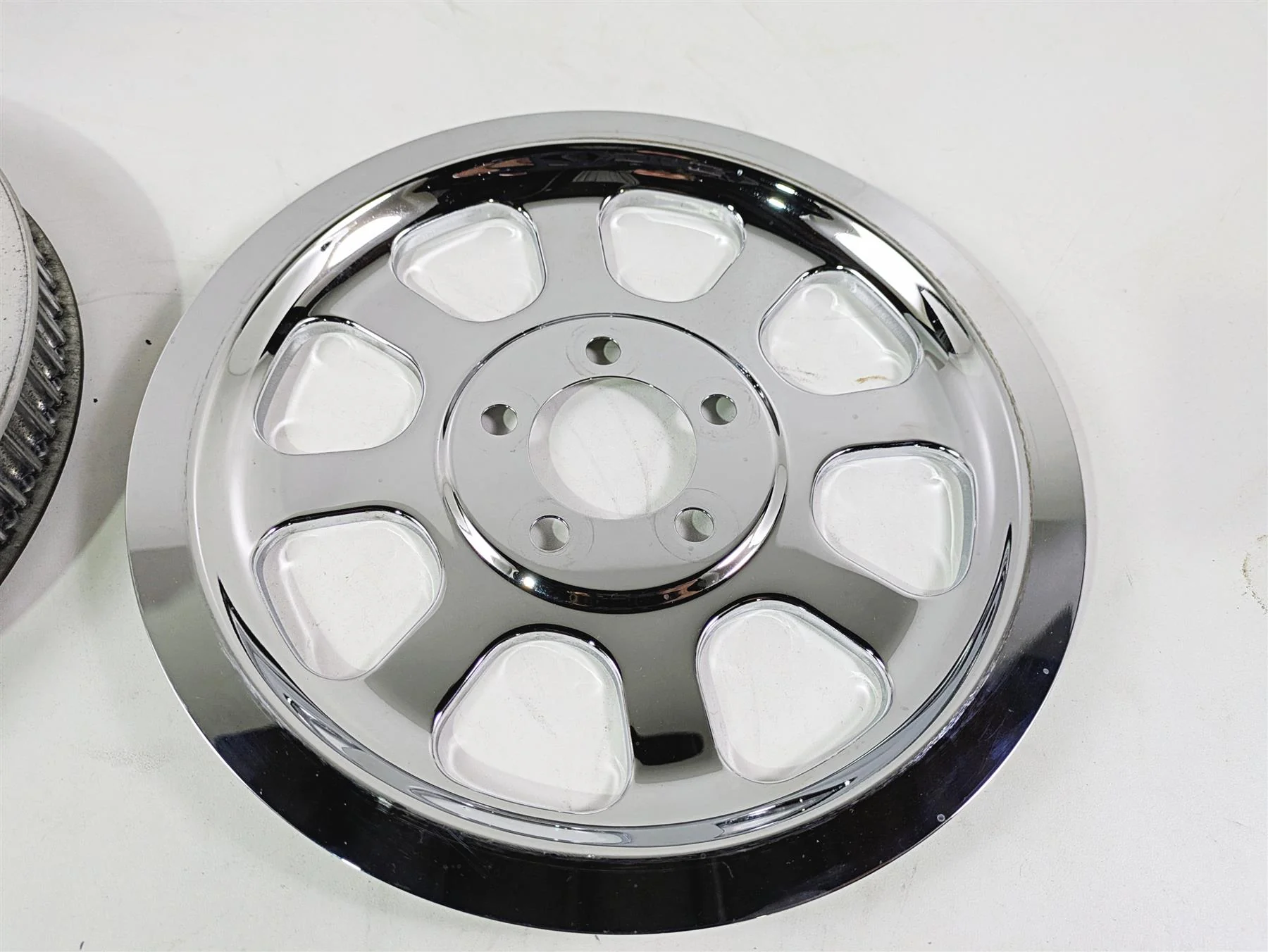 2004 Harley Softail FXSTDI Deuce Rear Drive Sprocket Pulley 70T 1 1/8 40306-00 - Image 2