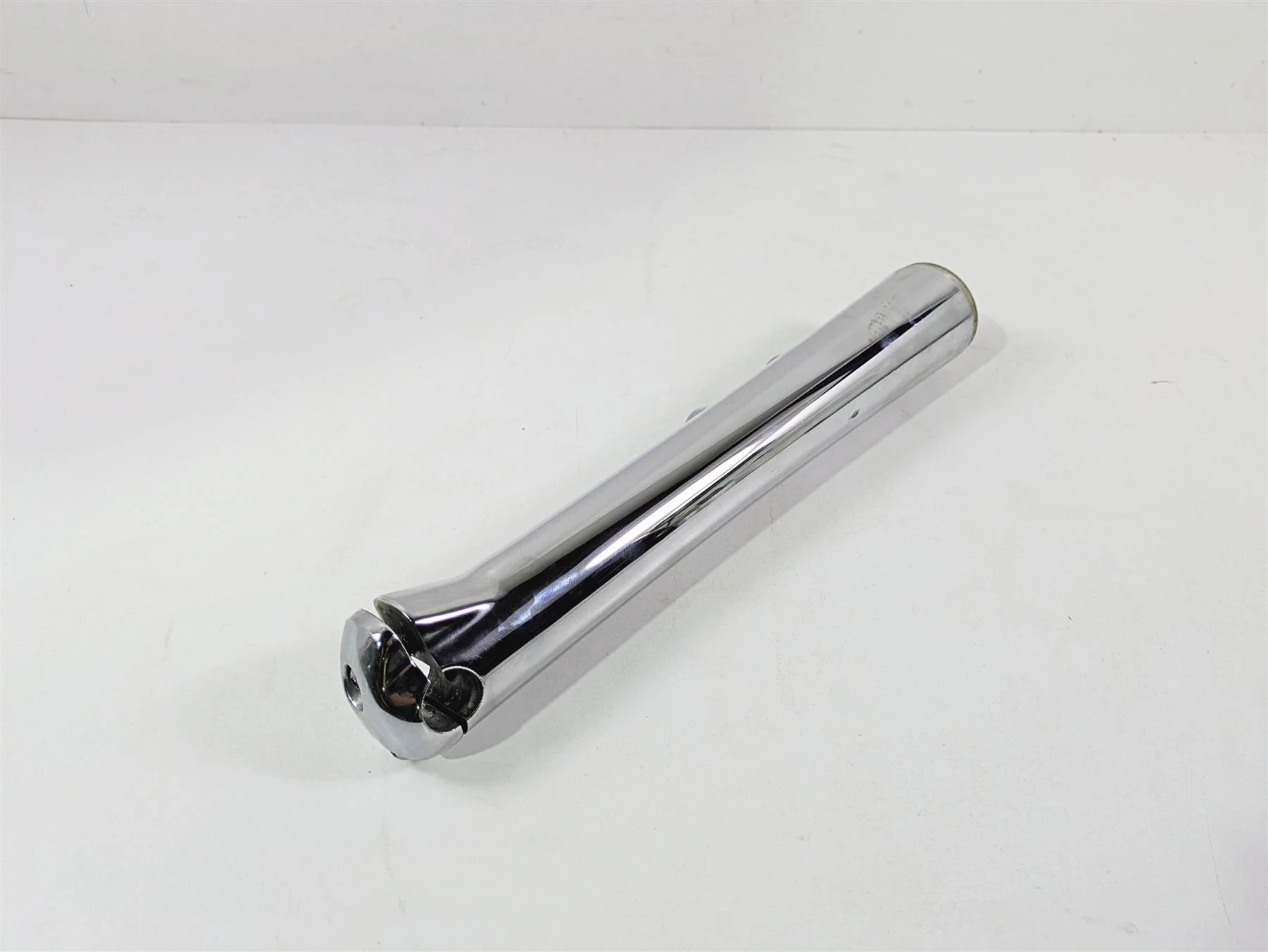 2004 Harley Softail FXSTDI Deuce Right Lower Chrome Fork Tube Slider 46068-00 - Image 10