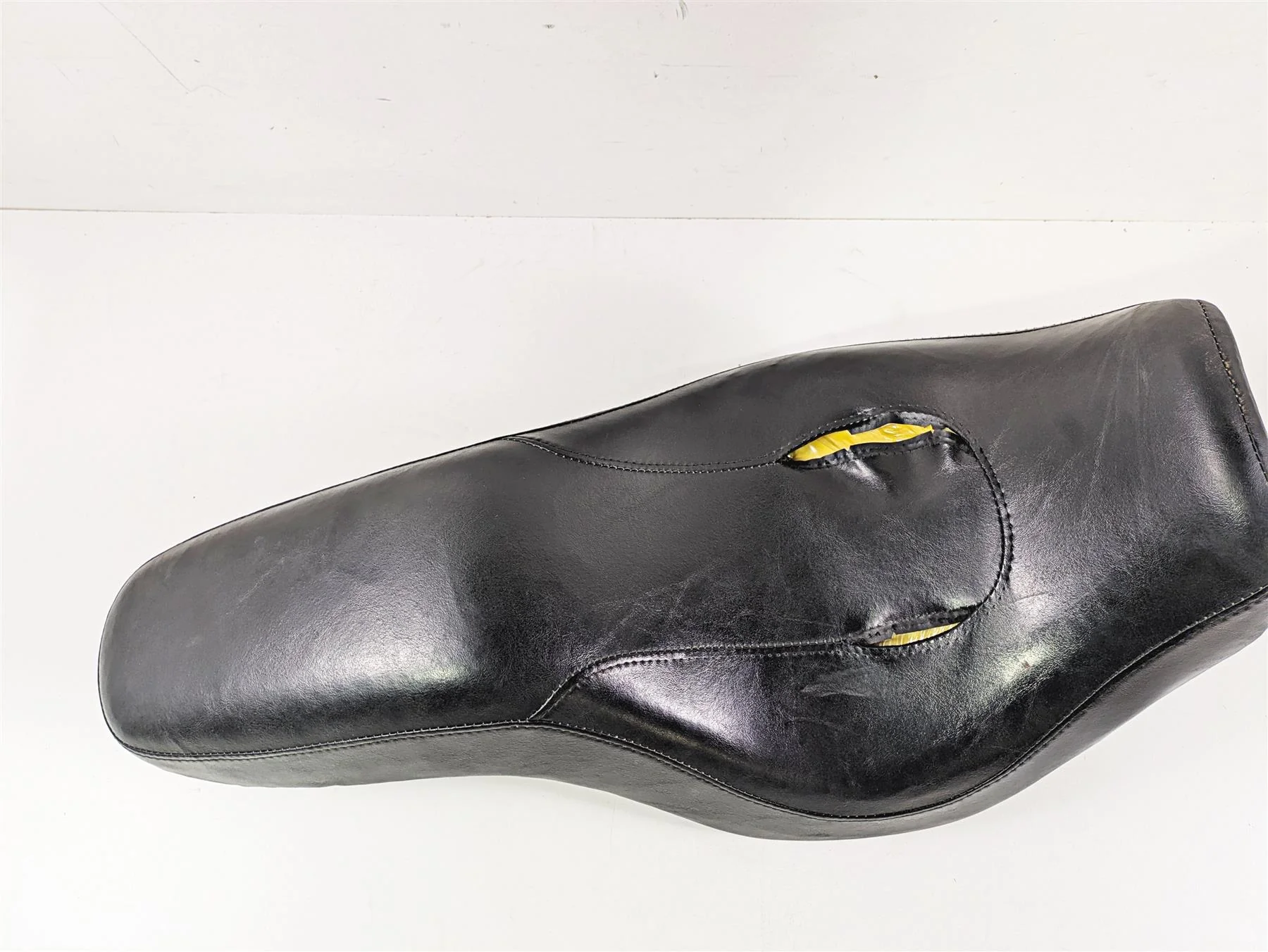 2004 Harley Softail FXSTDI Deuce Saddle Seat - Needs Cover 92028-07 - Image 5