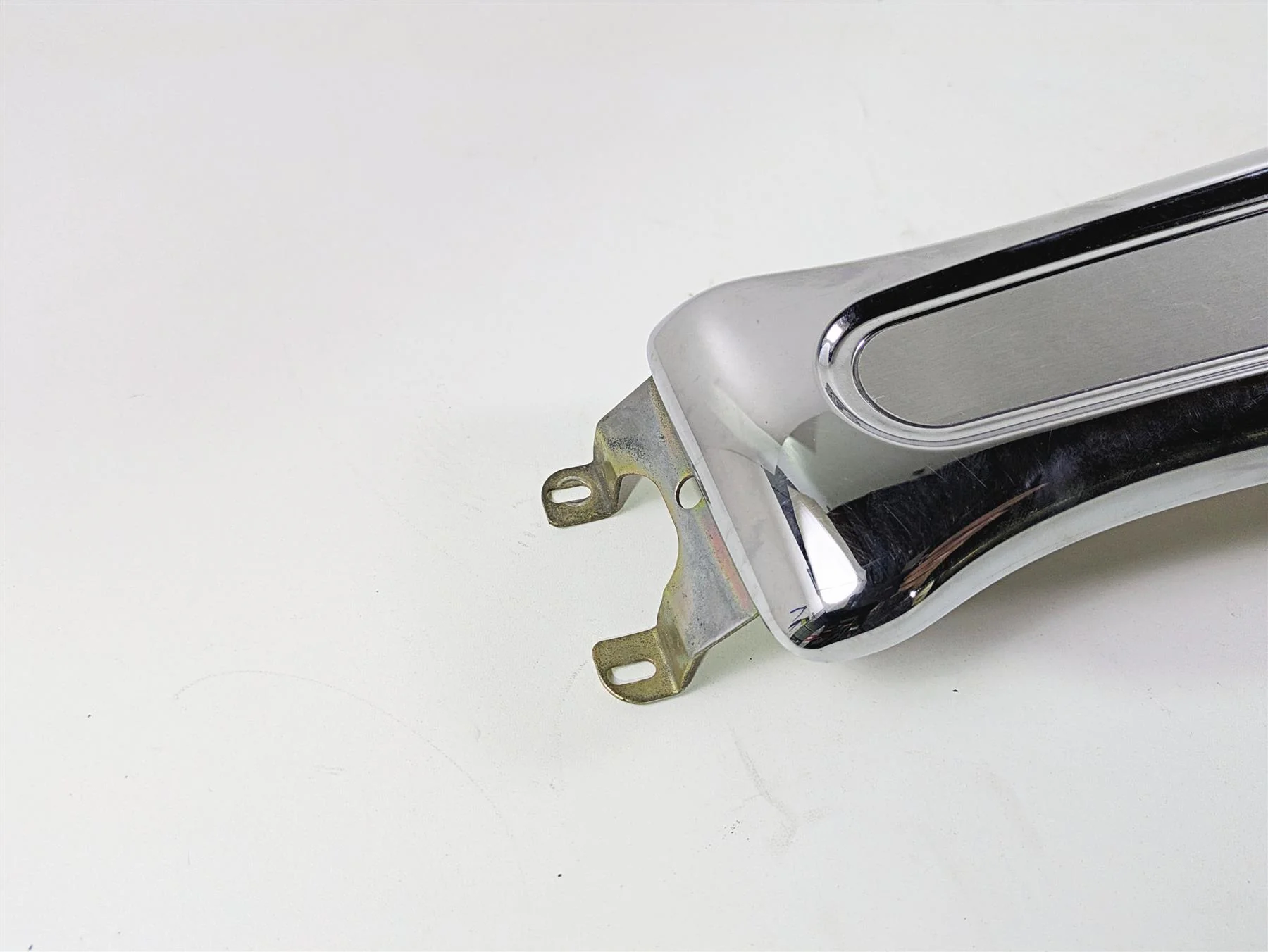 2004 Harley Softail FXSTDI Deuce Tank Chrome Dash Console Cover 71439-00 - Image 7
