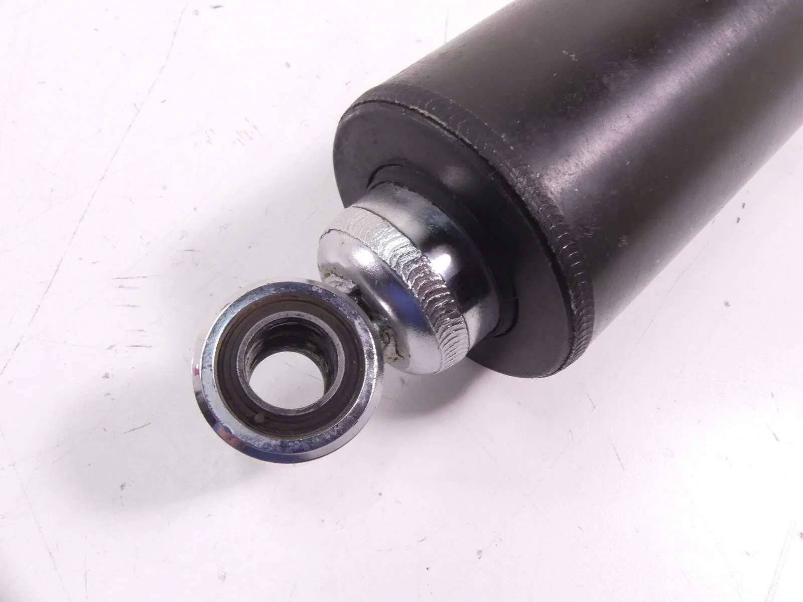 2004 Harley Softail FXSTSI Springer Rear Showa Damper Shock Set 54508-00B - Image 10