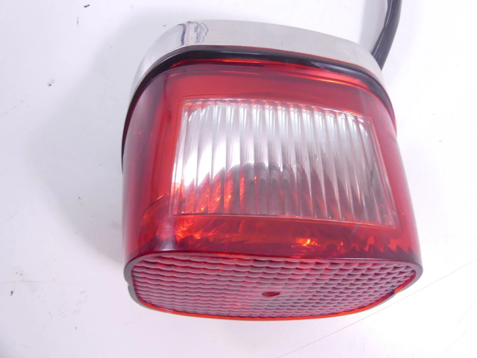 2004 Harley Touring FLHRSI Road King Taillight Tail Light Rear Lamp  68066-99A - Image 5