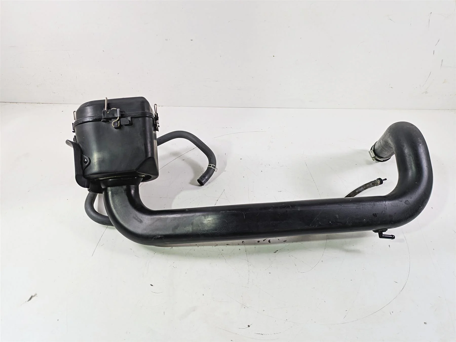 2004 Honda Aquatrax R-12X Air Cleaner Breather Filter 17215-HW3-670 17220-HW3-67