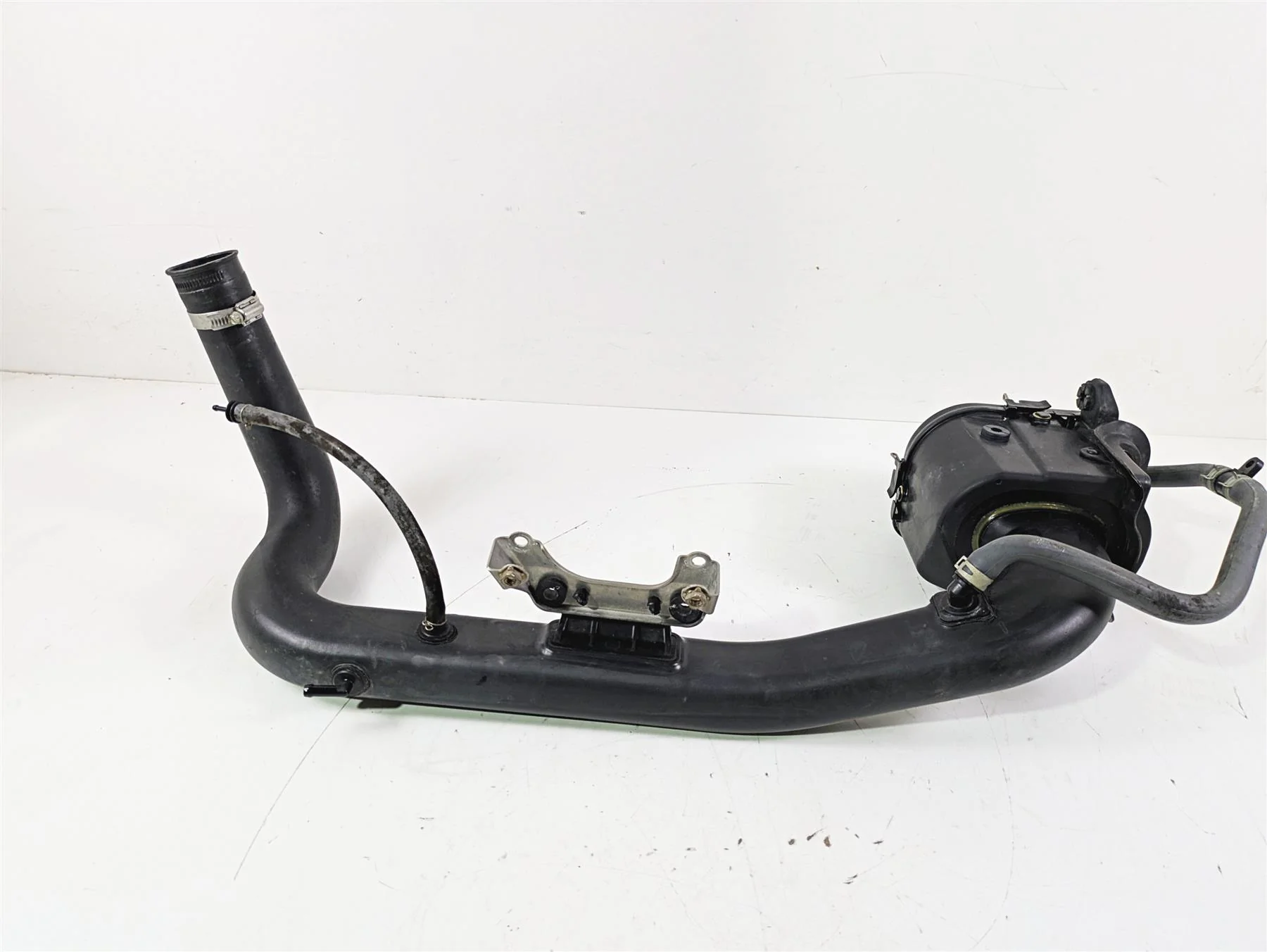 2004 Honda Aquatrax R-12X Air Cleaner Breather Filter 17215-HW3-670 17220-HW3-67 - Image 12