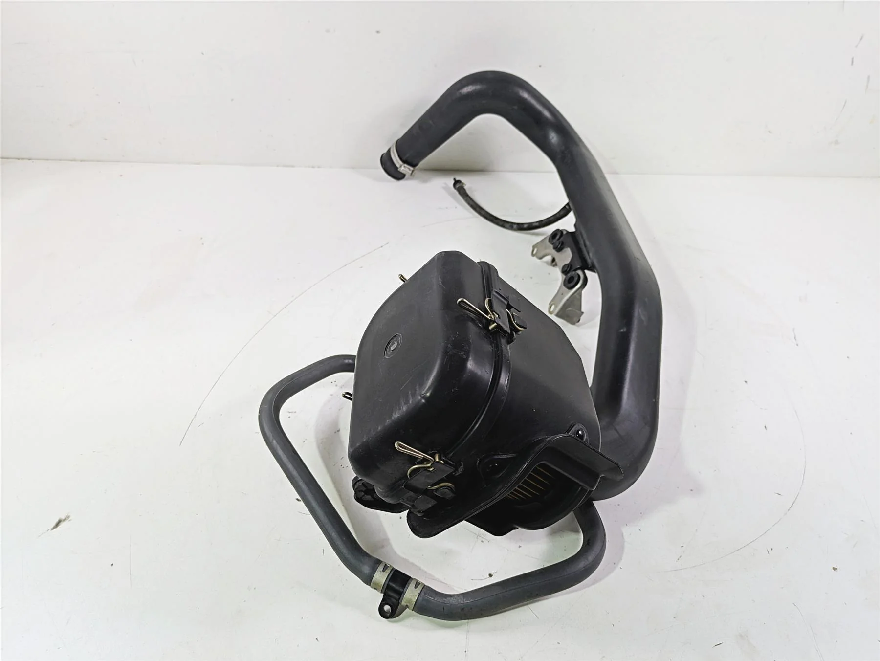 2004 Honda Aquatrax R-12X Air Cleaner Breather Filter 17215-HW3-670 17220-HW3-67 - Image 4