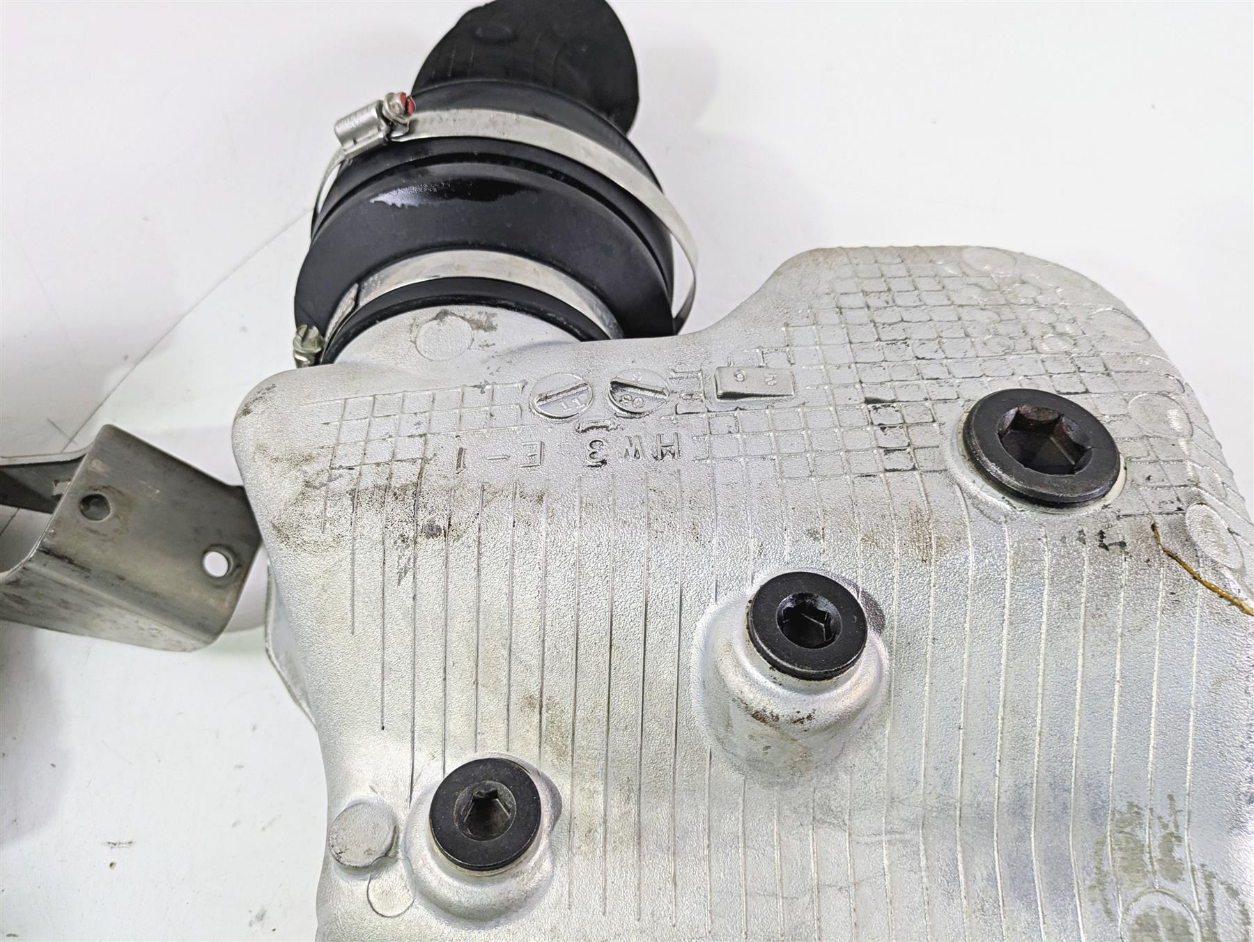 2004 Honda Aquatrax R-12X Exhaust Manifold Chamber 18310-HW3-671 - Image 7