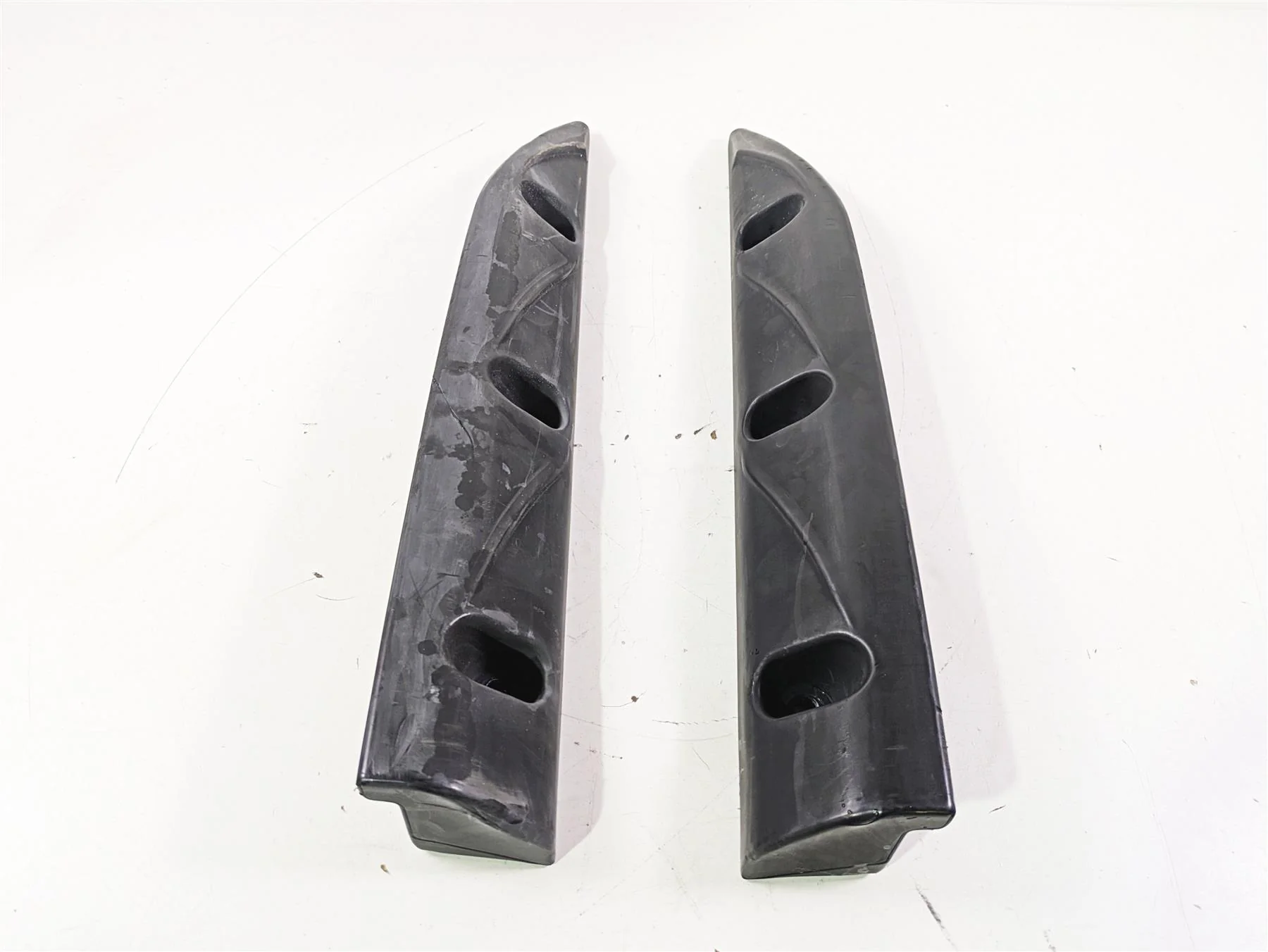 2004 Honda Aquatrax R-12X Left Right Sponson Stabilizer Set 74561-HW3-680 74551-HW3-680
