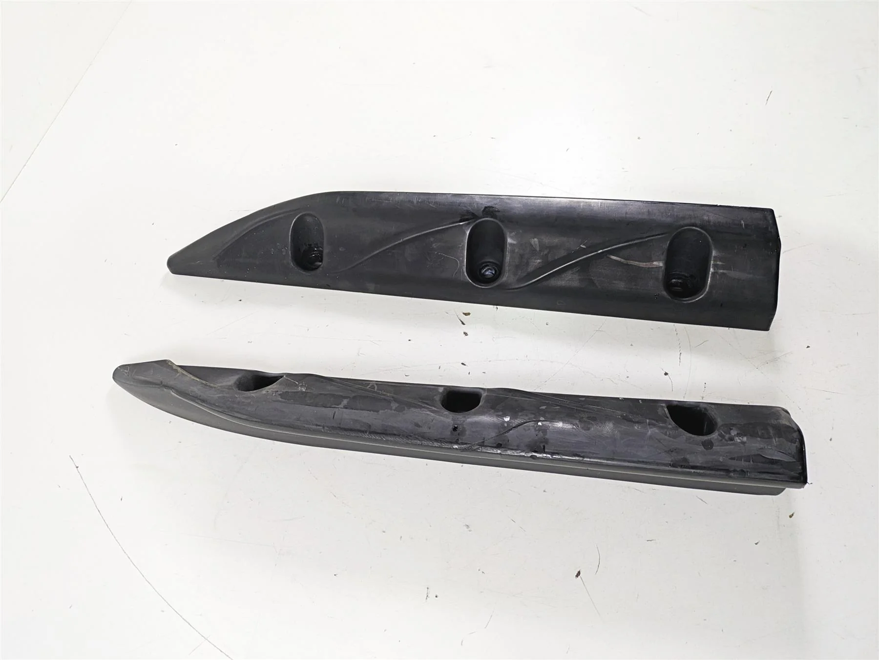 2004 Honda Aquatrax R-12X Left Right Sponson Stabilizer Set 74561-HW3-680 74551-HW3-680 - Image 2