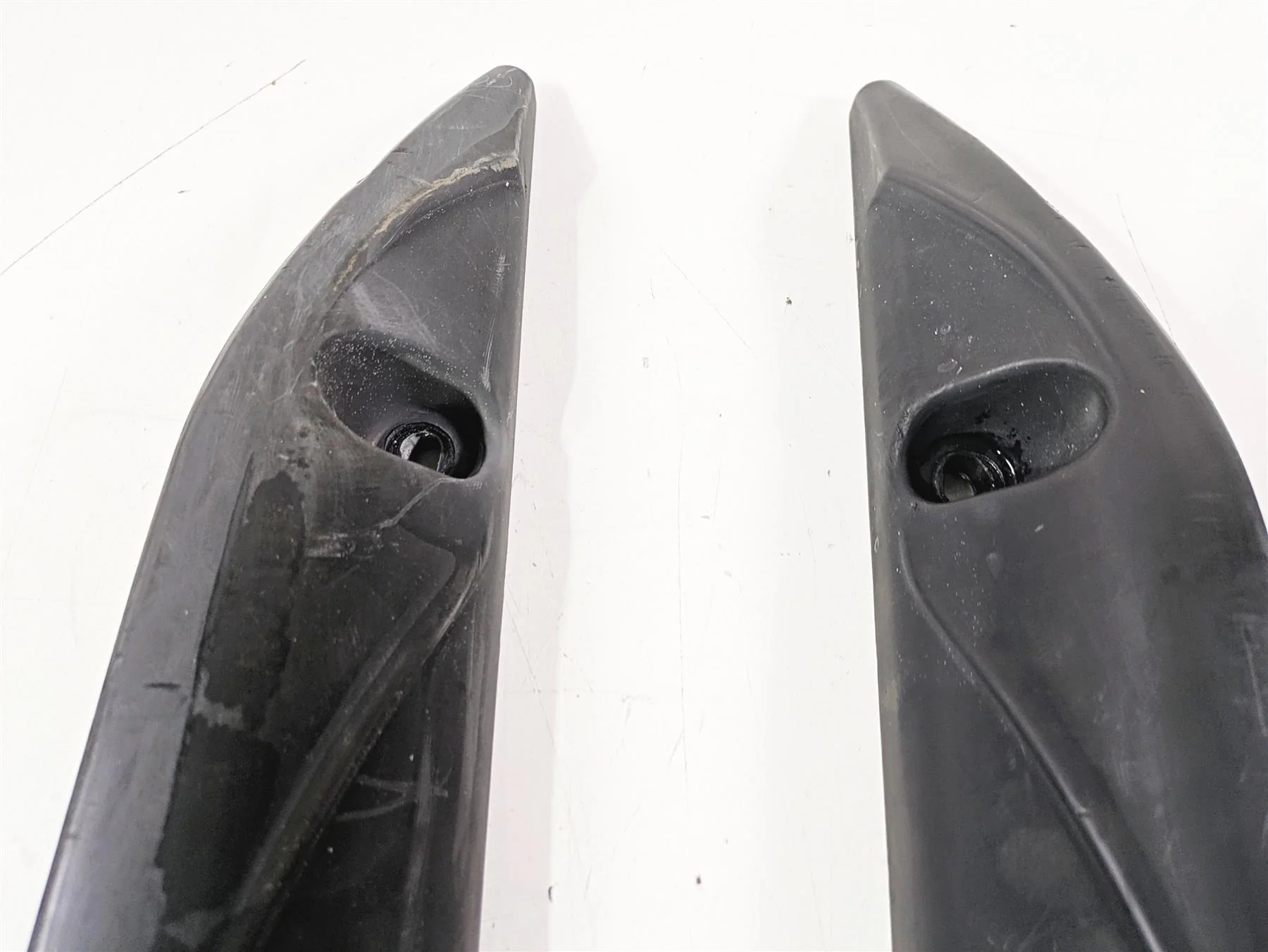 2004 Honda Aquatrax R-12X Left Right Sponson Stabilizer Set 74561-HW3-680 74551-HW3-680 - Image 7