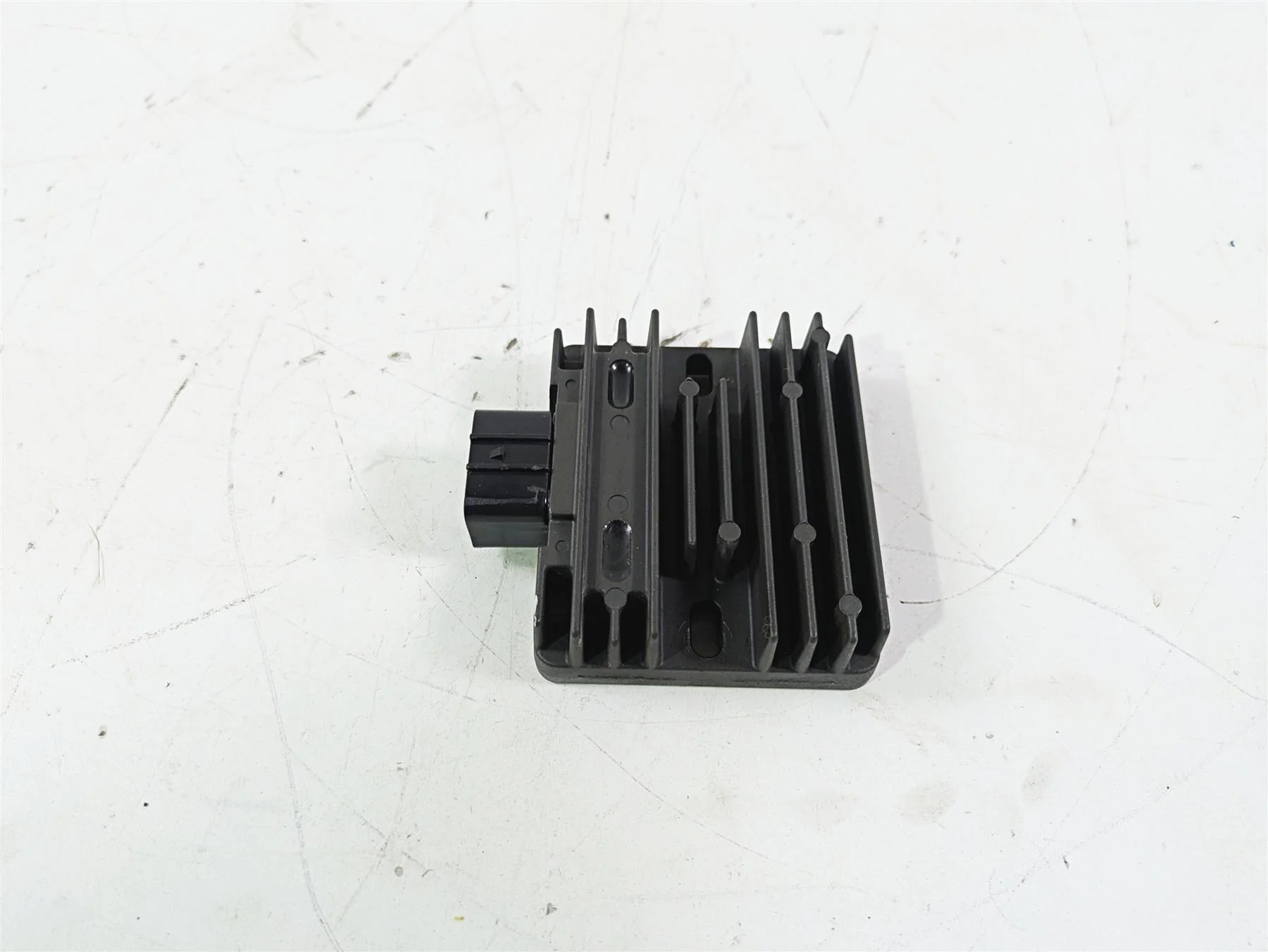 2004 Honda Aquatrax R-12X Rectifier Voltage Regulator 31600-HW1-671 SH700-12 - Image 4