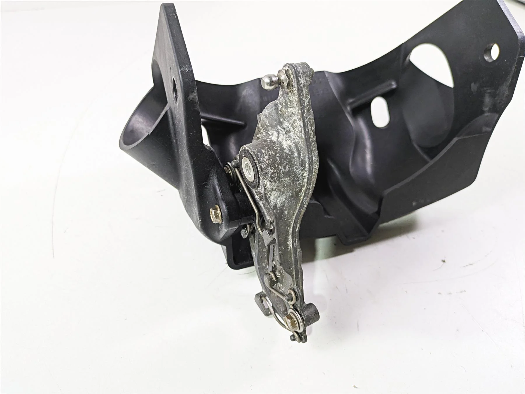 2004 Honda Aquatrax R-12X Reverse Gate Assembly 24860-HW3-670 - Image 12