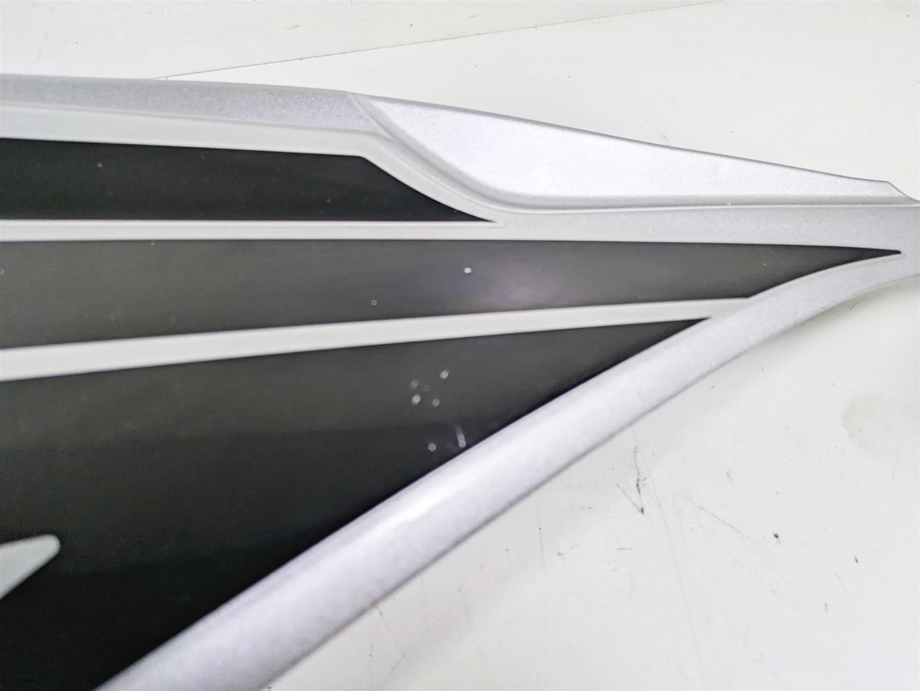 2004 Honda Aquatrax R-12X Right Main Side Cover Decal Fairing 83500-HW3-680 - Image 3