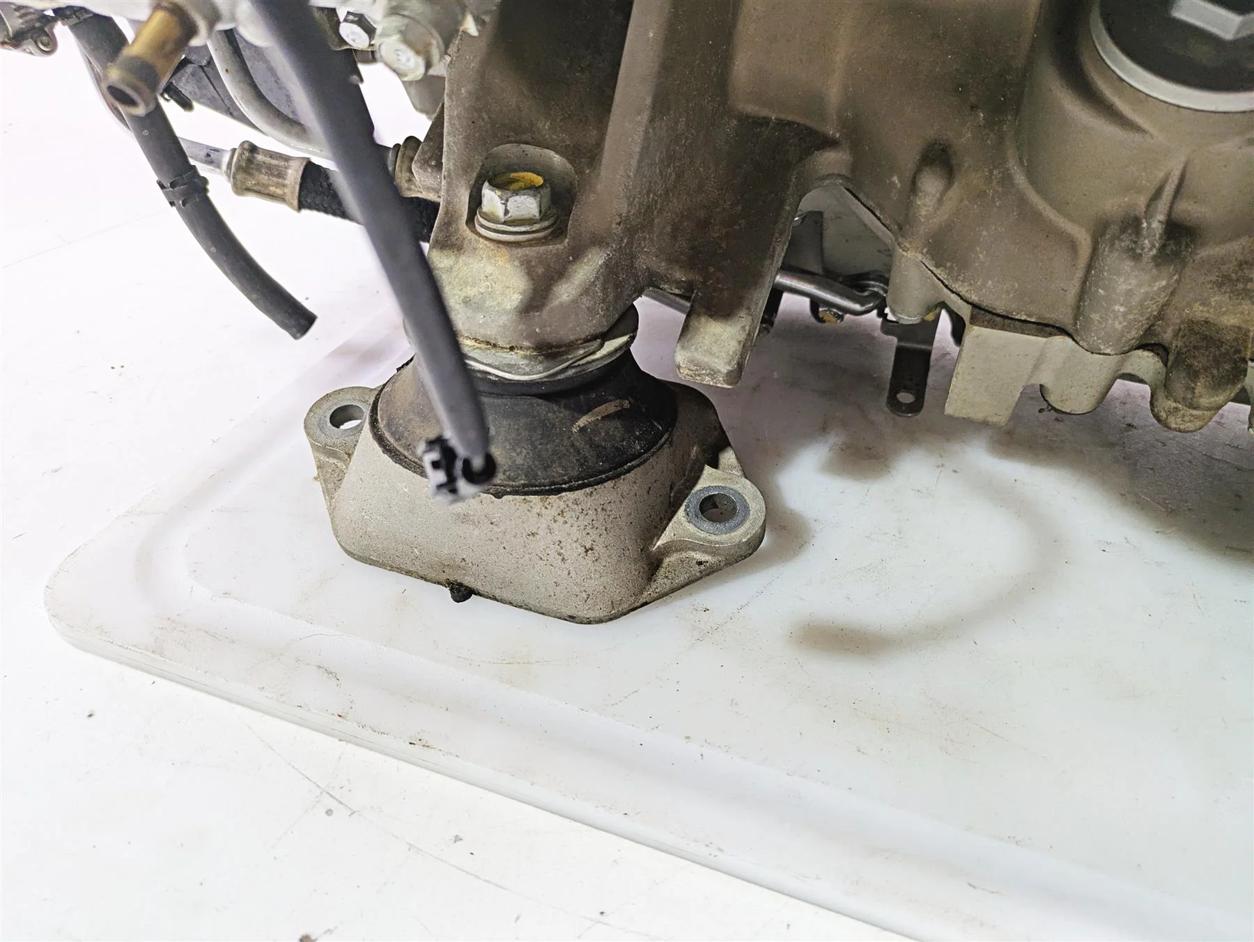 2004 Honda Aquatrax R-12X Running Engine Motor & Turbo - Video 11000-HW1-315 - Image 9