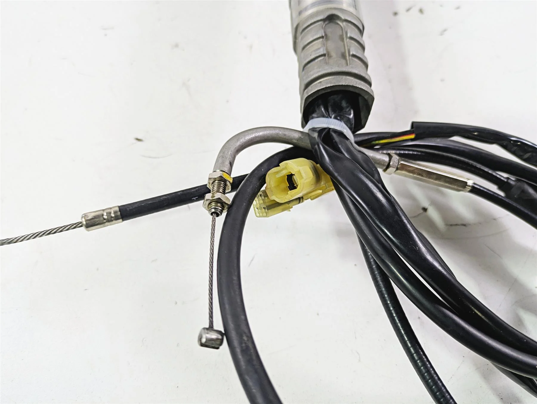2004 Honda Aquatrax R-12X Steering Handle Post Control Switch Set 53310-HW1-681 - Image 8