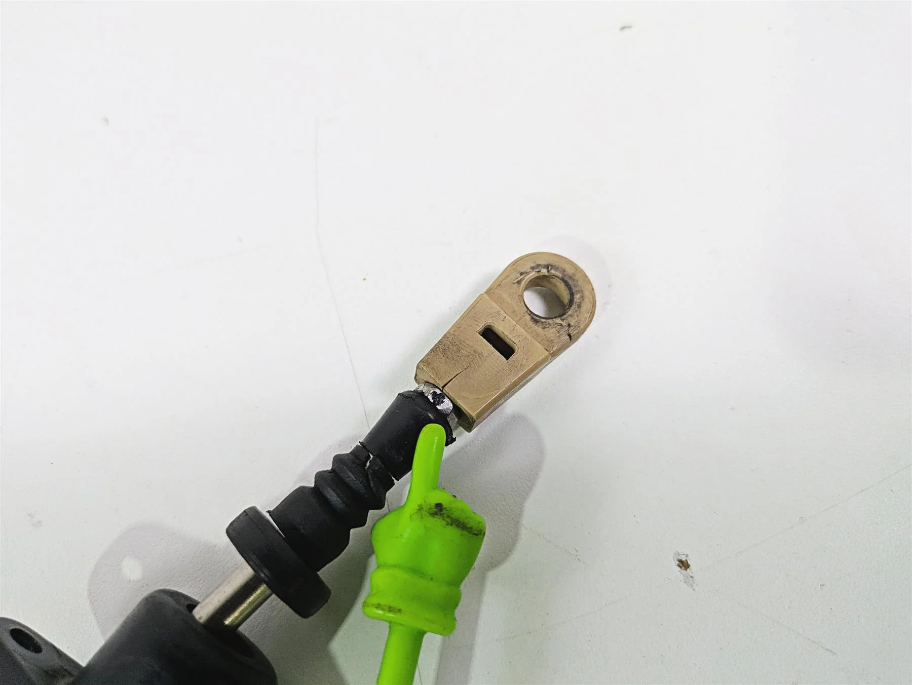 2004 Honda Aquatrax R-12X Steering & Reverse Cable Set 24850-HW3-670 - Image 3