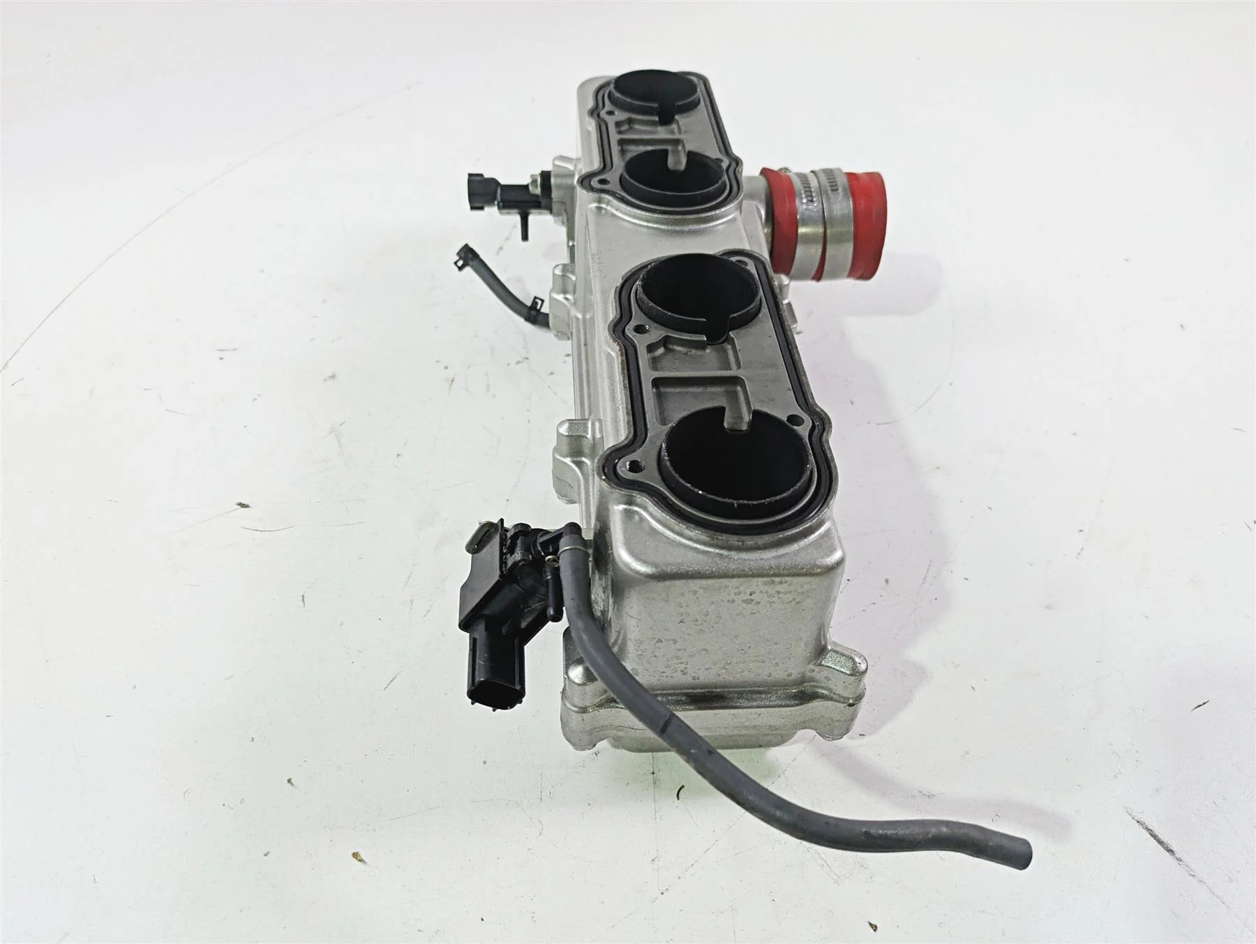 2004 Honda Aquatrax R-12X Sub Air Box Intake Manifold 16571-HW1-671 - Image 12