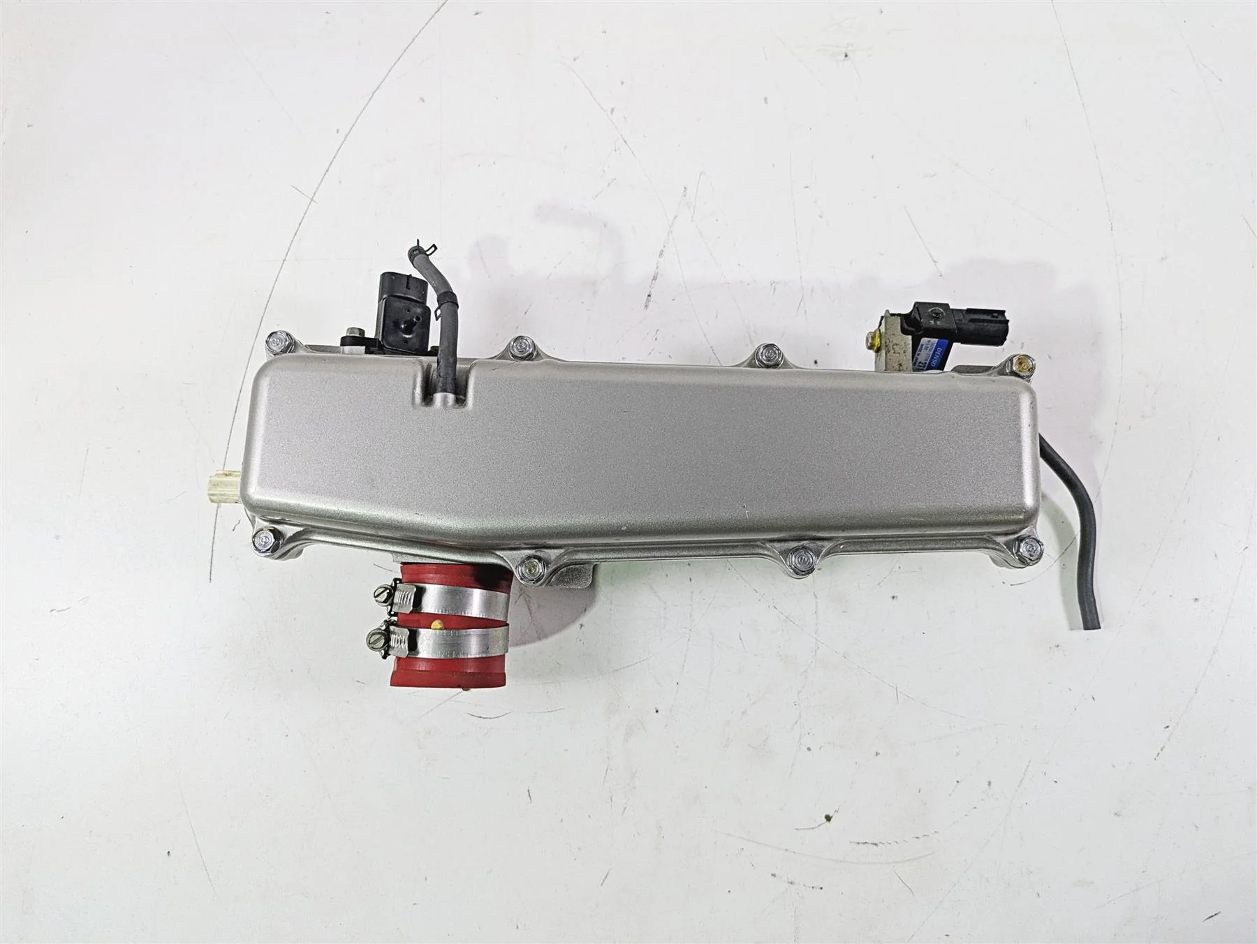 2004 Honda Aquatrax R-12X Sub Air Box Intake Manifold 16571-HW1-671 - Image 6