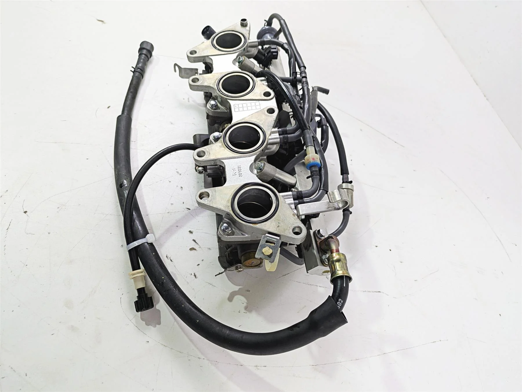2004 Honda Aquatrax R-12X Throttle Body Bodies Fuel Injectors 16400-HW3-671 - Image 2