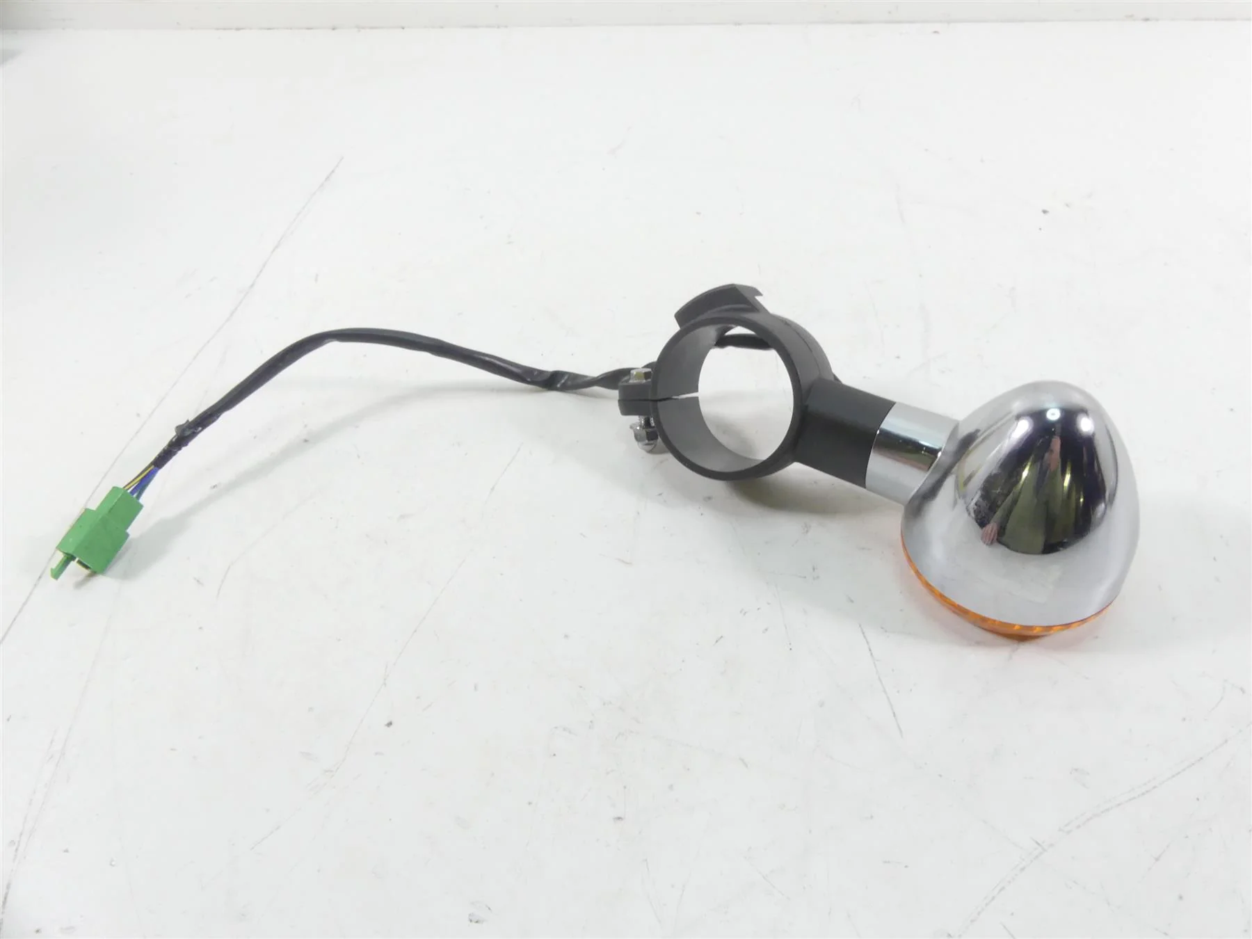 2004 Kawasaki VN1600 Meanstreak Front Left Turn Signal Blinker 23037-1405 - Image 4
