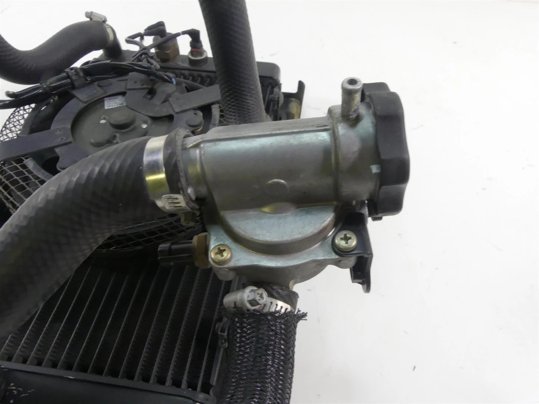 2004 Kawasaki VN1600 Meanstreak Radiator Fan Reservoir Hoses 39060-0019 - Image 10