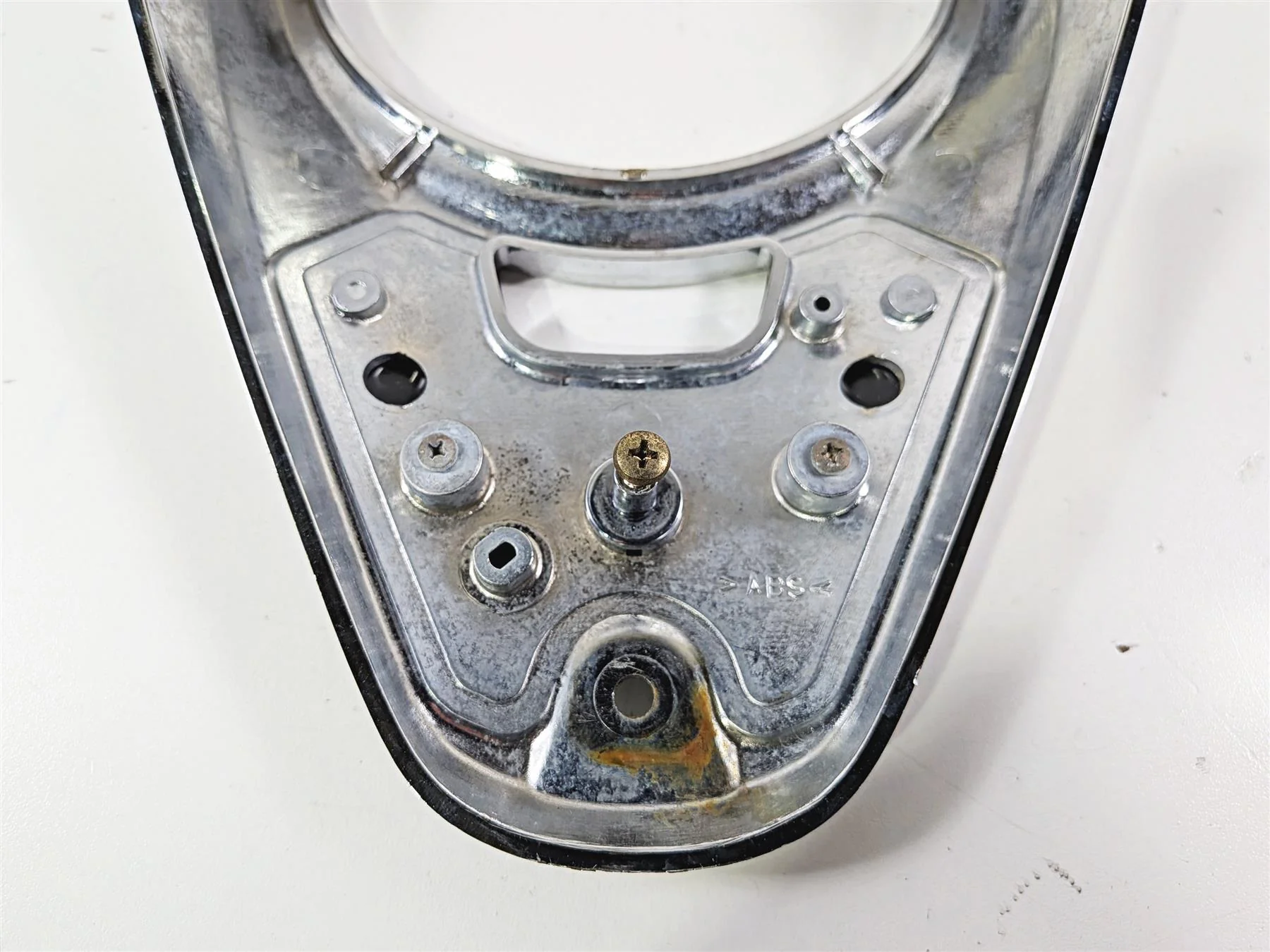 2004 Suzuki VL800 Intruder Volusia Fuel Gas Tank Upper Cover 34150-41F00 - Image 8