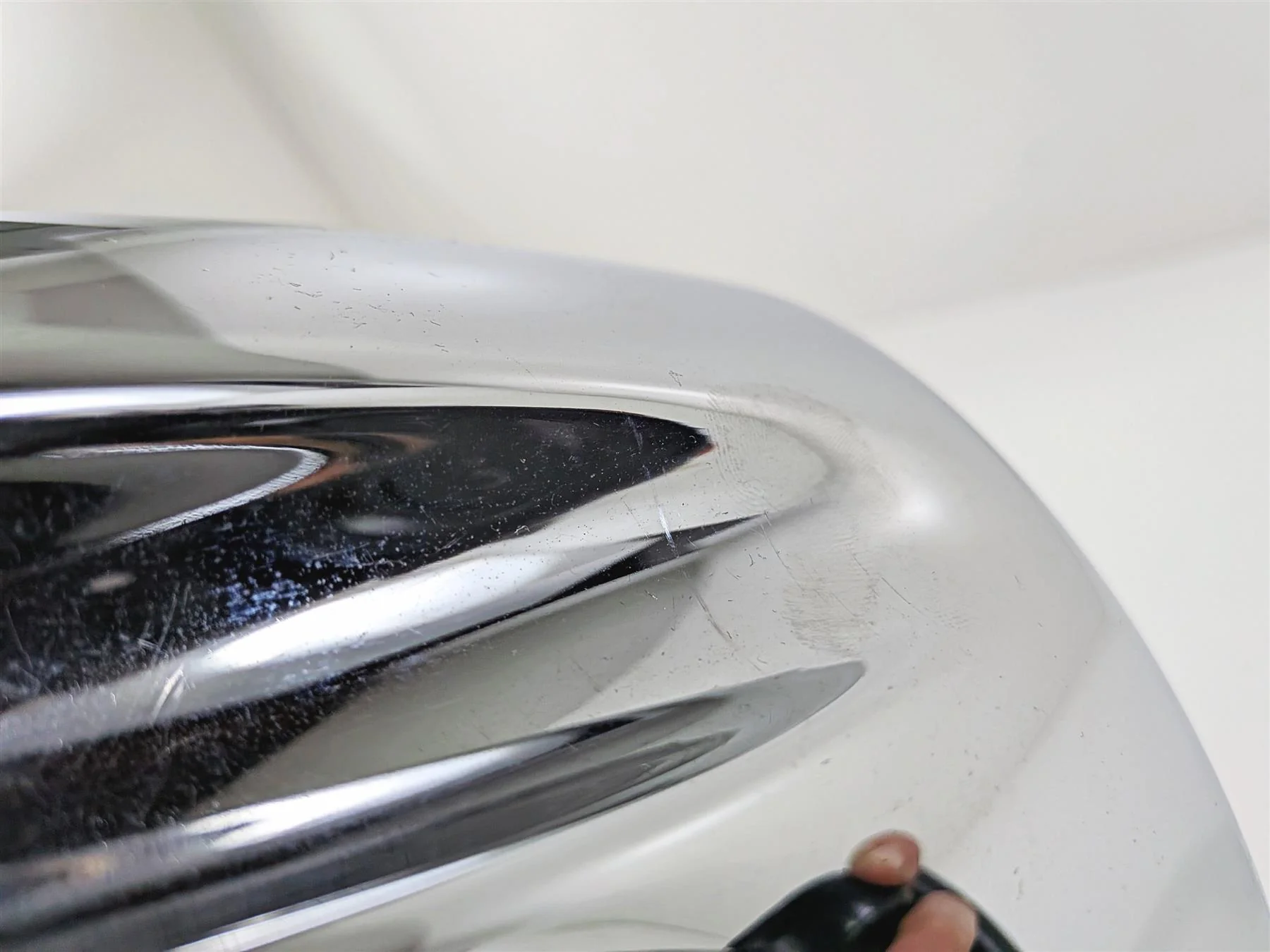 2004 Suzuki VL800 Intruder Volusia Fuel Gas Tank Upper Cover 34150-41F00 - Image 9